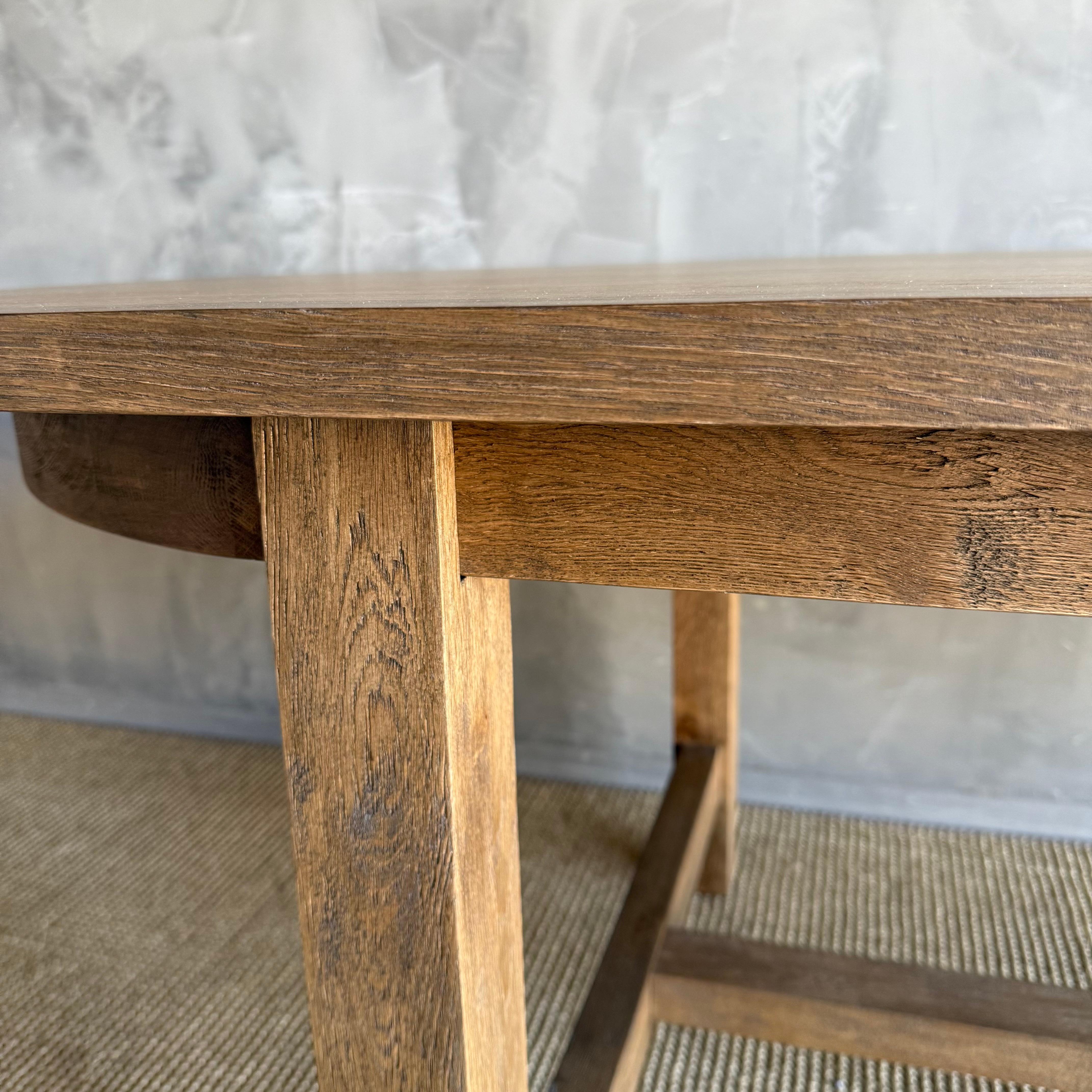 Contemporary Oval Dining Table in Natural White Oak - Montana Brown For Sale