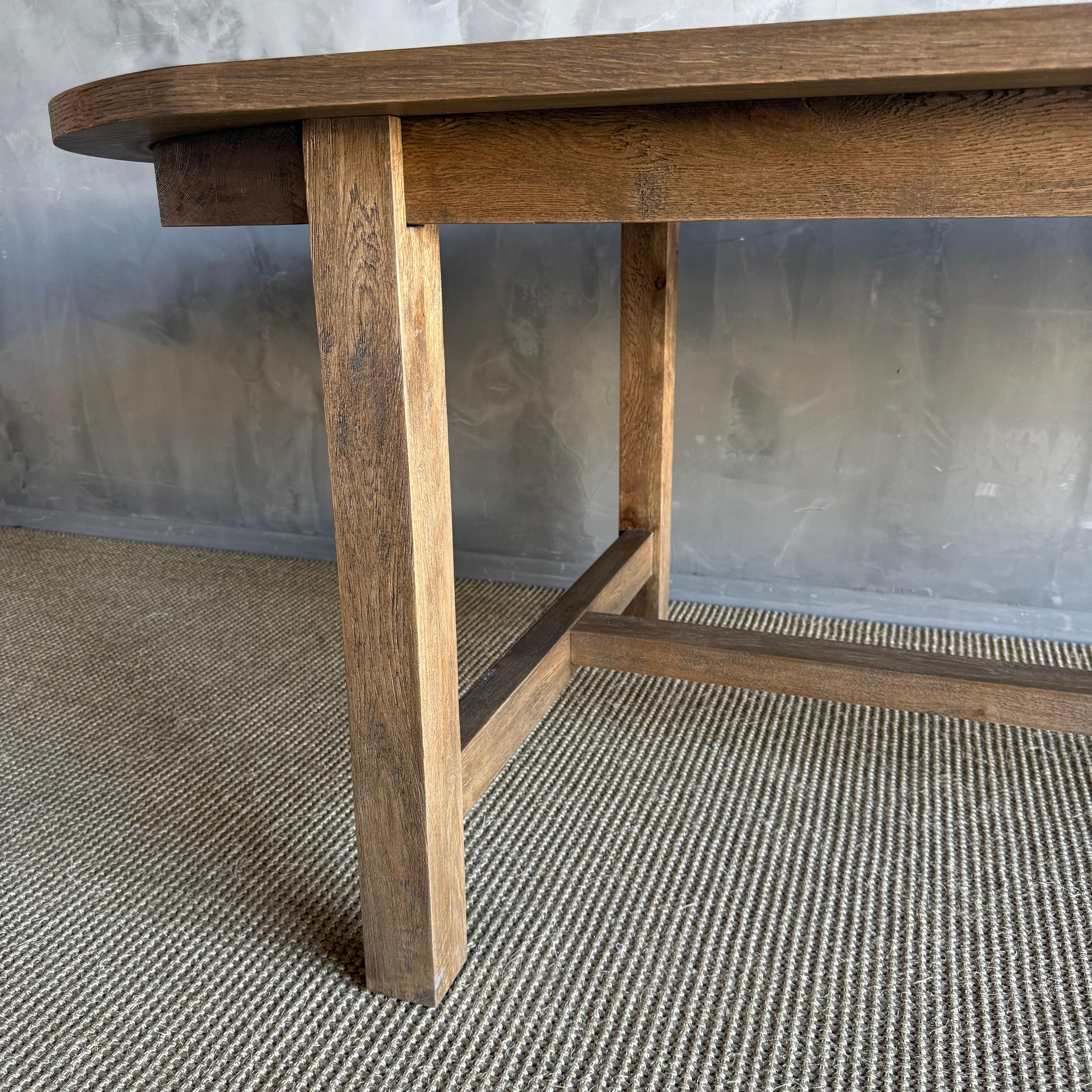 Oval Dining Table in Natural White Oak - Montana Brown For Sale 1