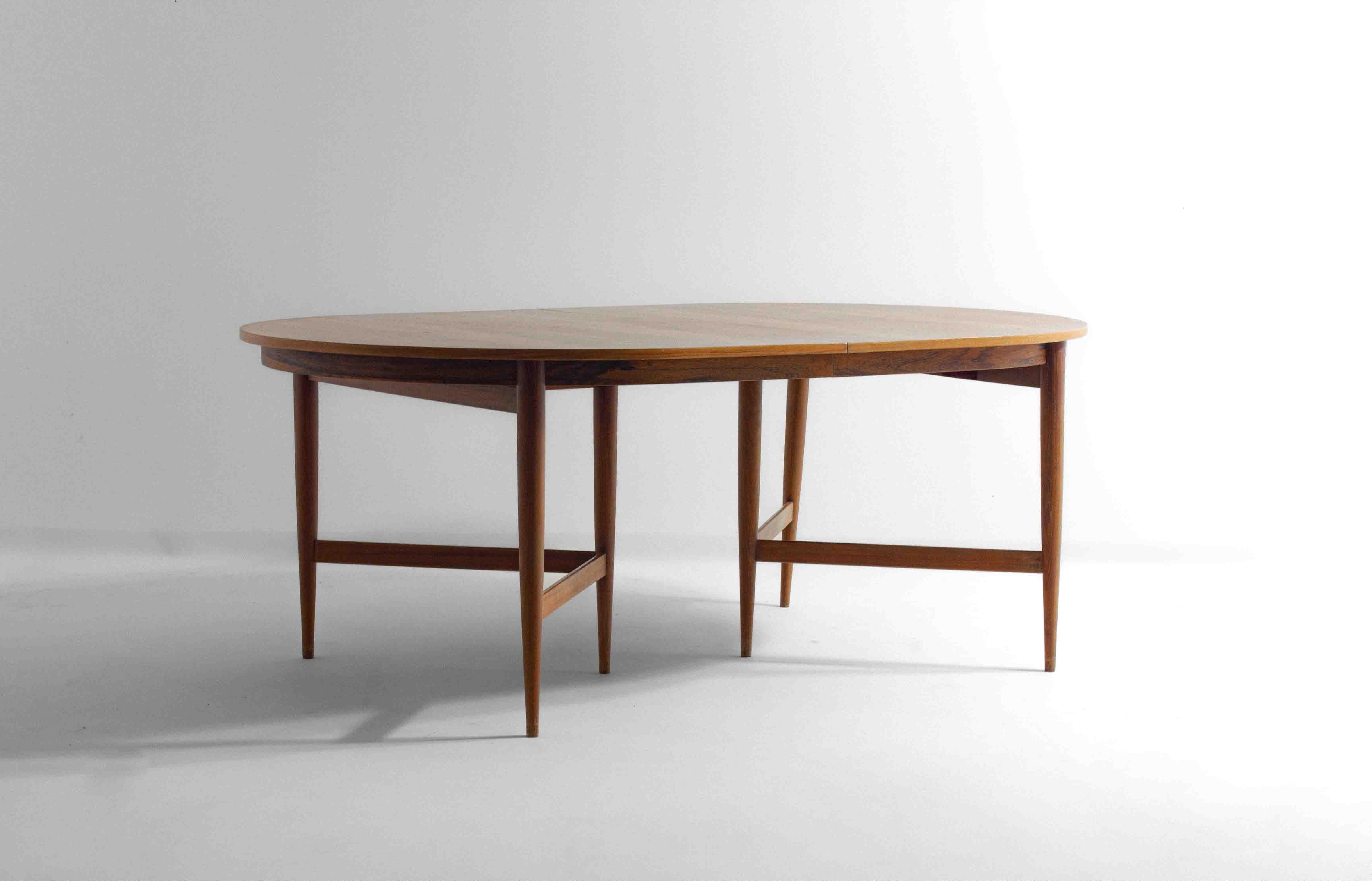 Ovaler Esstisch aus Teakholz von Oswald Vermaercke, Belgien 1962 (Moderne der Mitte des Jahrhunderts) im Angebot