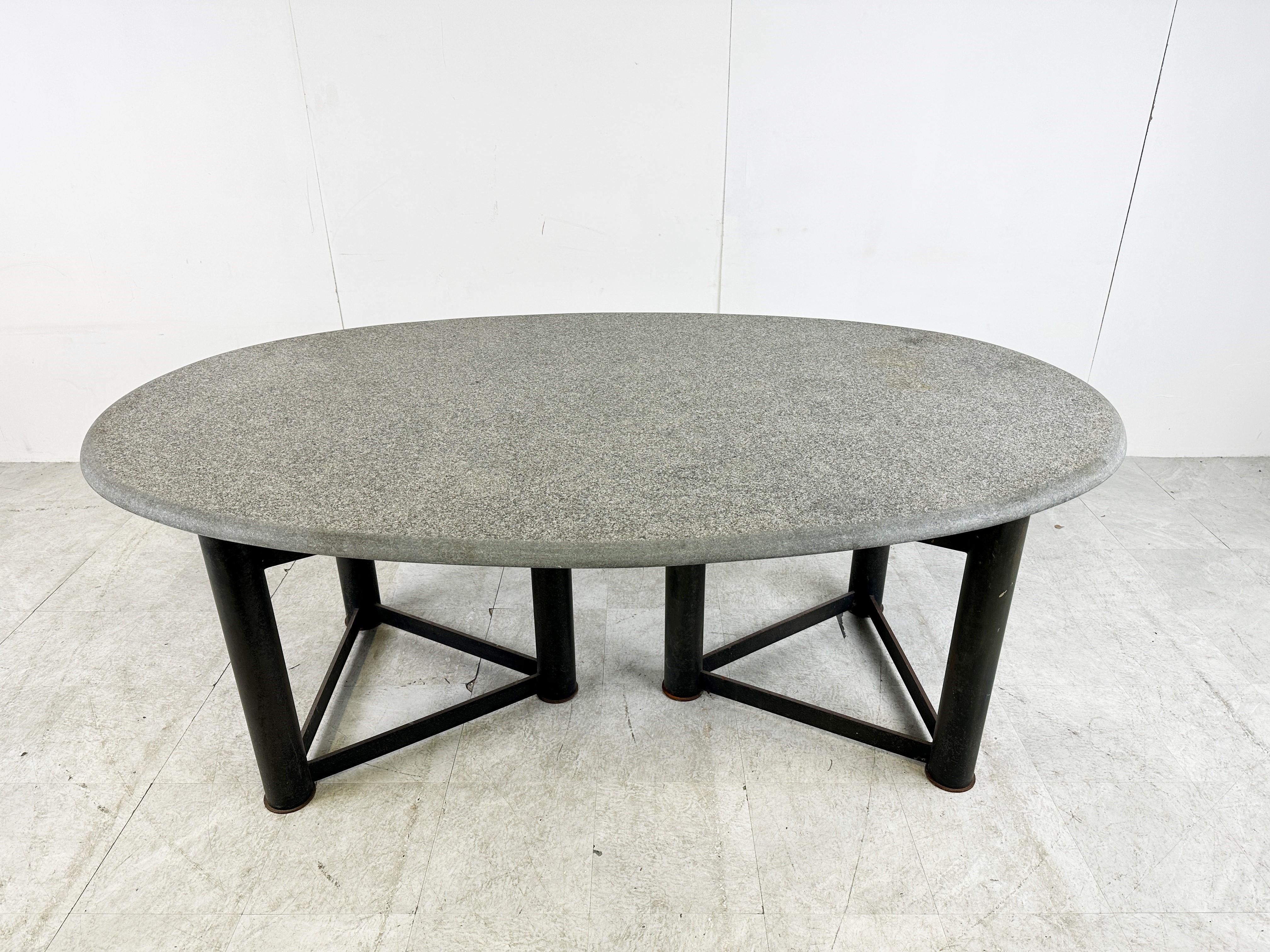 Brutalist Oval dining table in the manner of Jan Vlug, 1970s For Sale