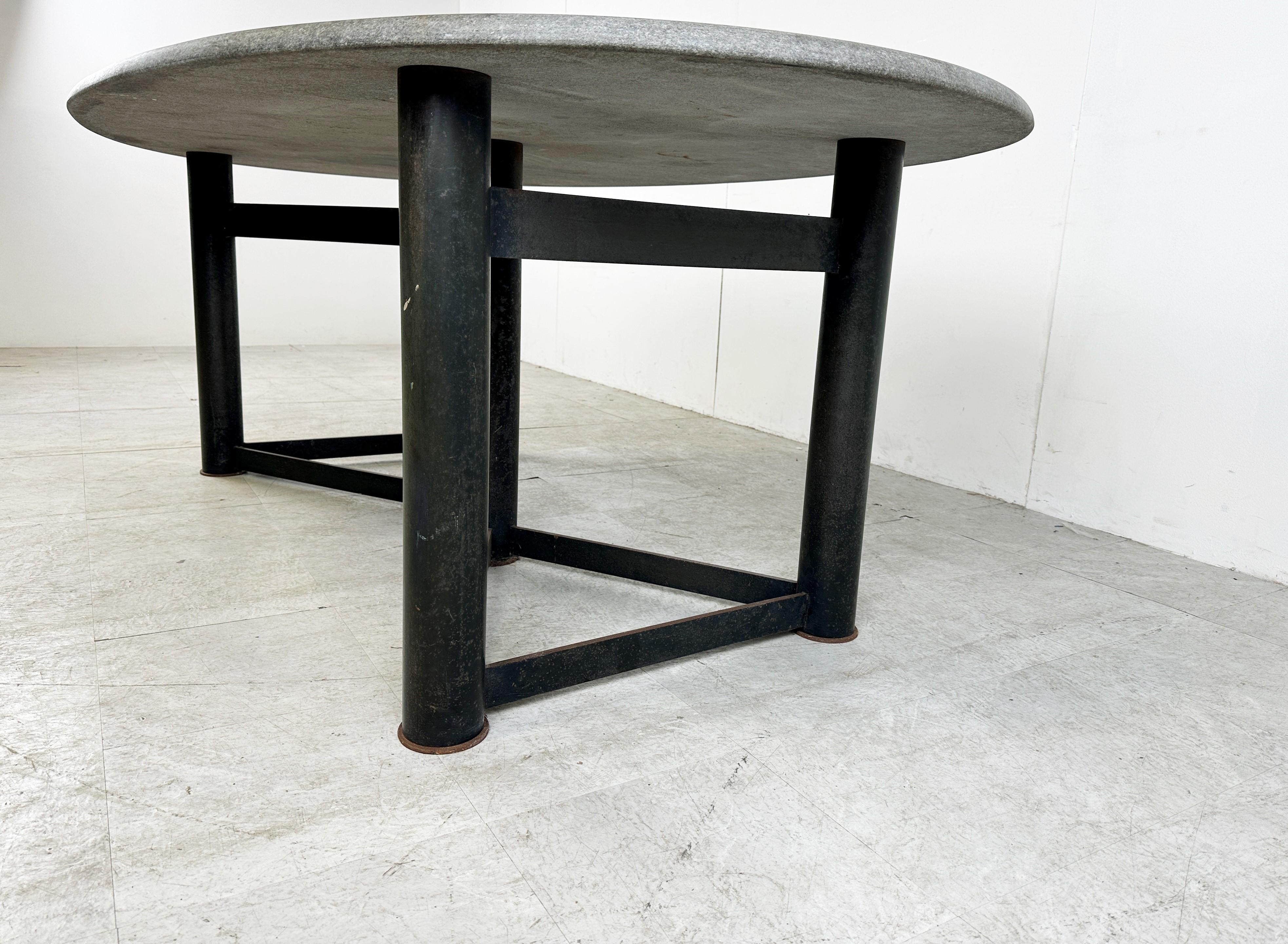 Oval dining table in the manner of Jan Vlug, 1970s For Sale 2