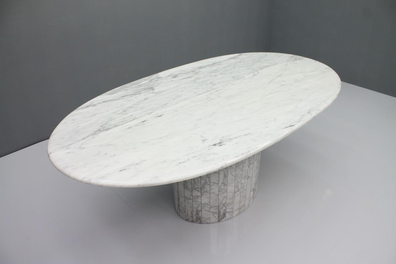 Oval Dining Table in White Carrara Marble, Italy, 1960s 3
