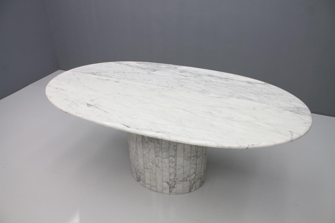 Oval Dining Table in White Carrara Marble, Italy, 1960s 6
