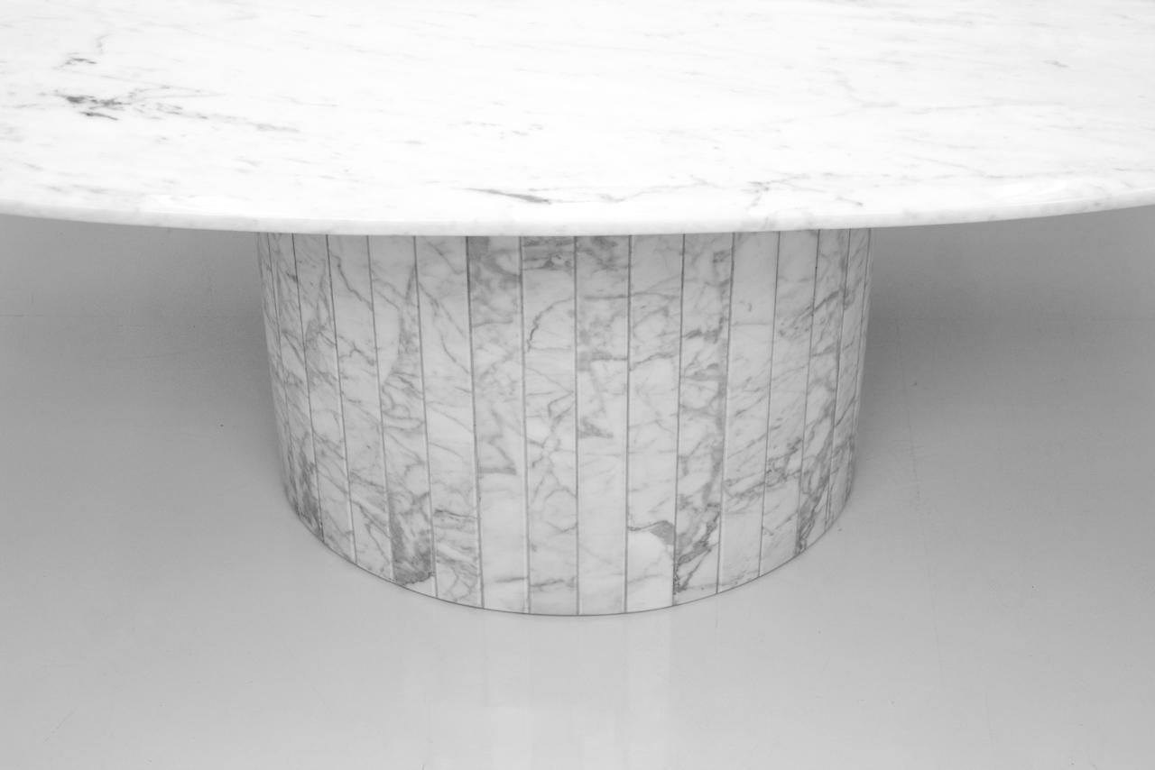 Late 20th Century Oval Dining Table in White Carrara Marble, Italy, 1960s