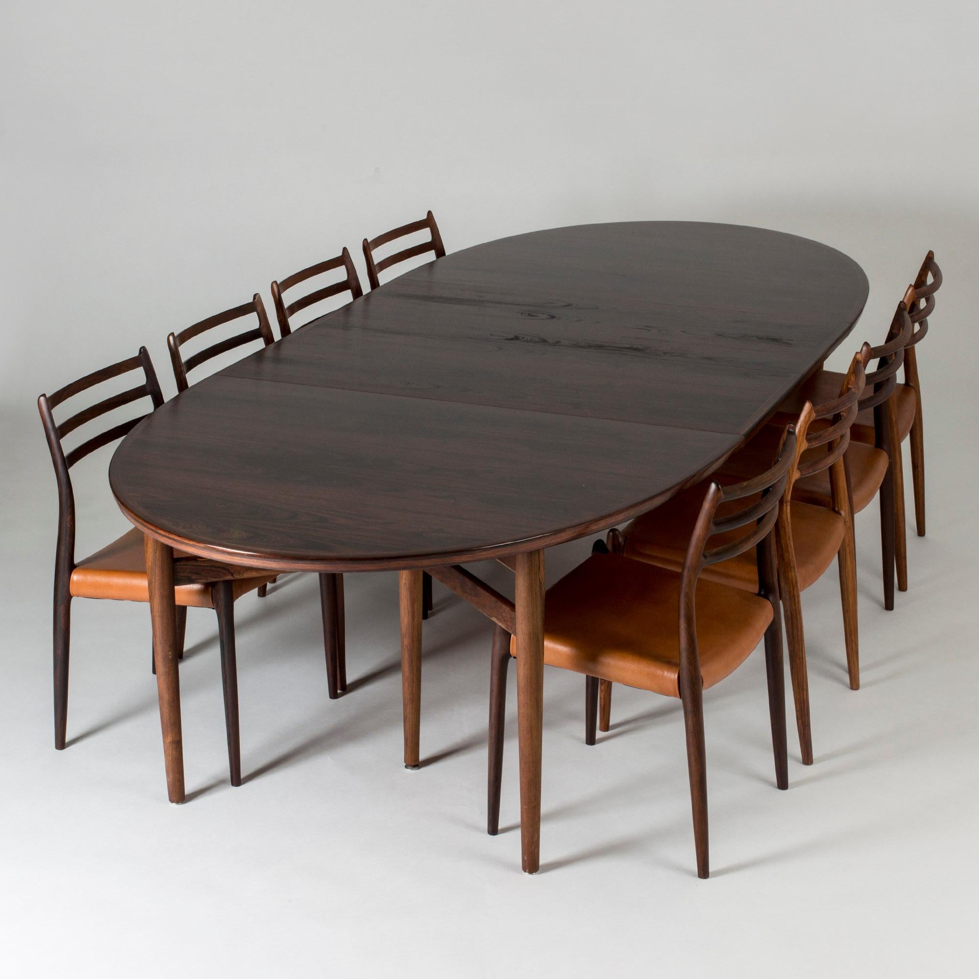 Oval Dining Table with Extension Leaves by Arne Vodder 2