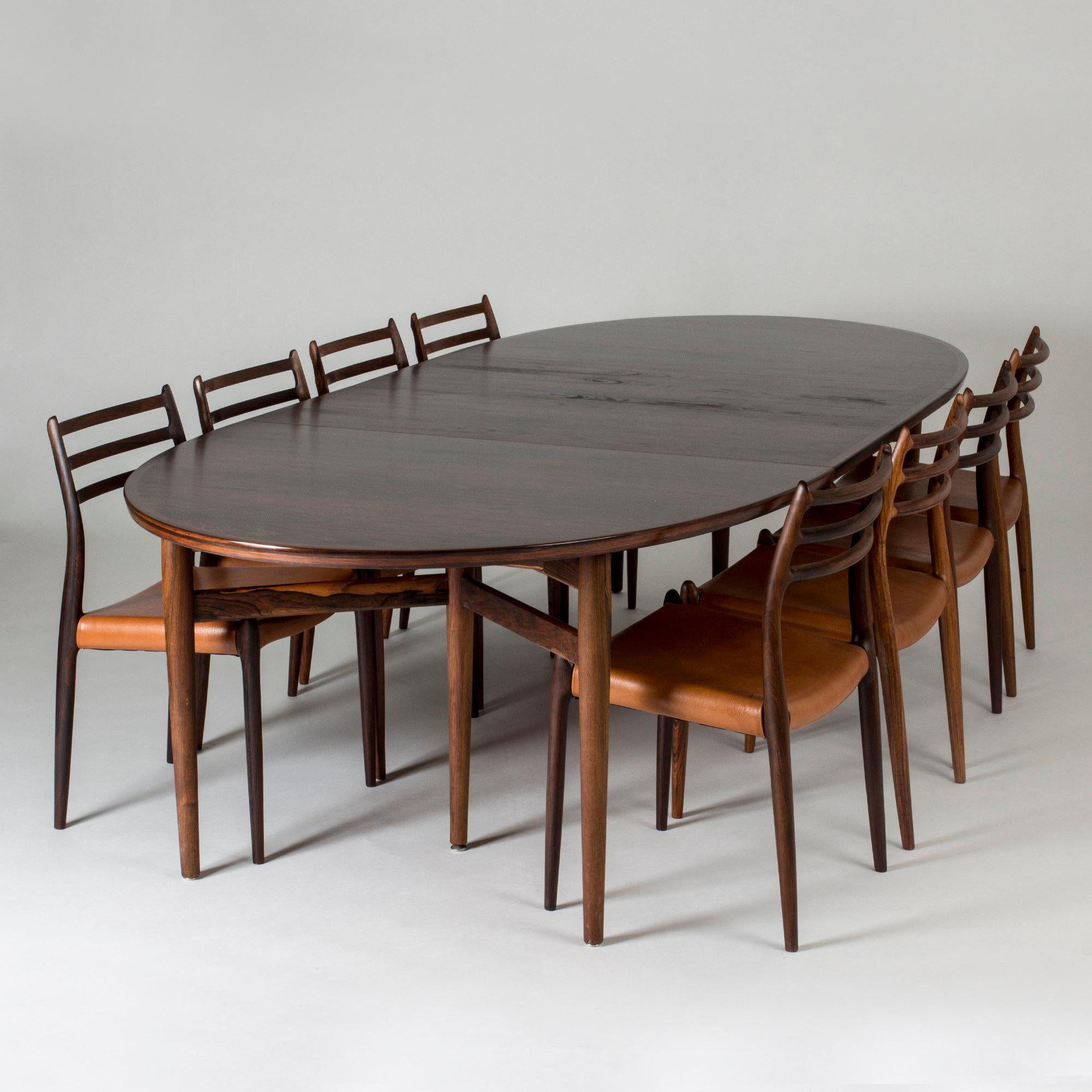 Oval Dining Table with Extension Leaves by Arne Vodder 3