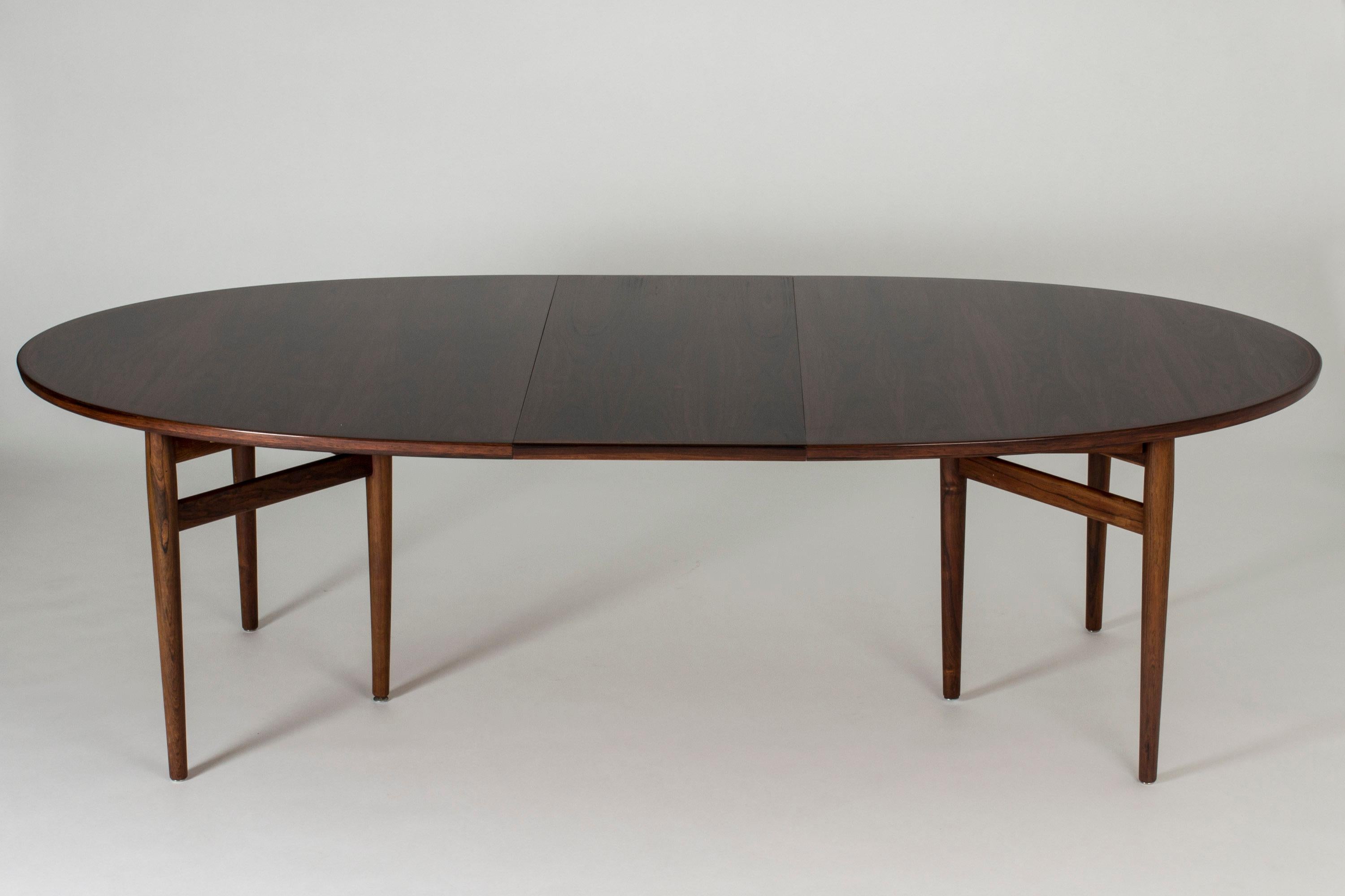 Scandinavian Modern Oval Dining Table with Extension Leaves by Arne Vodder