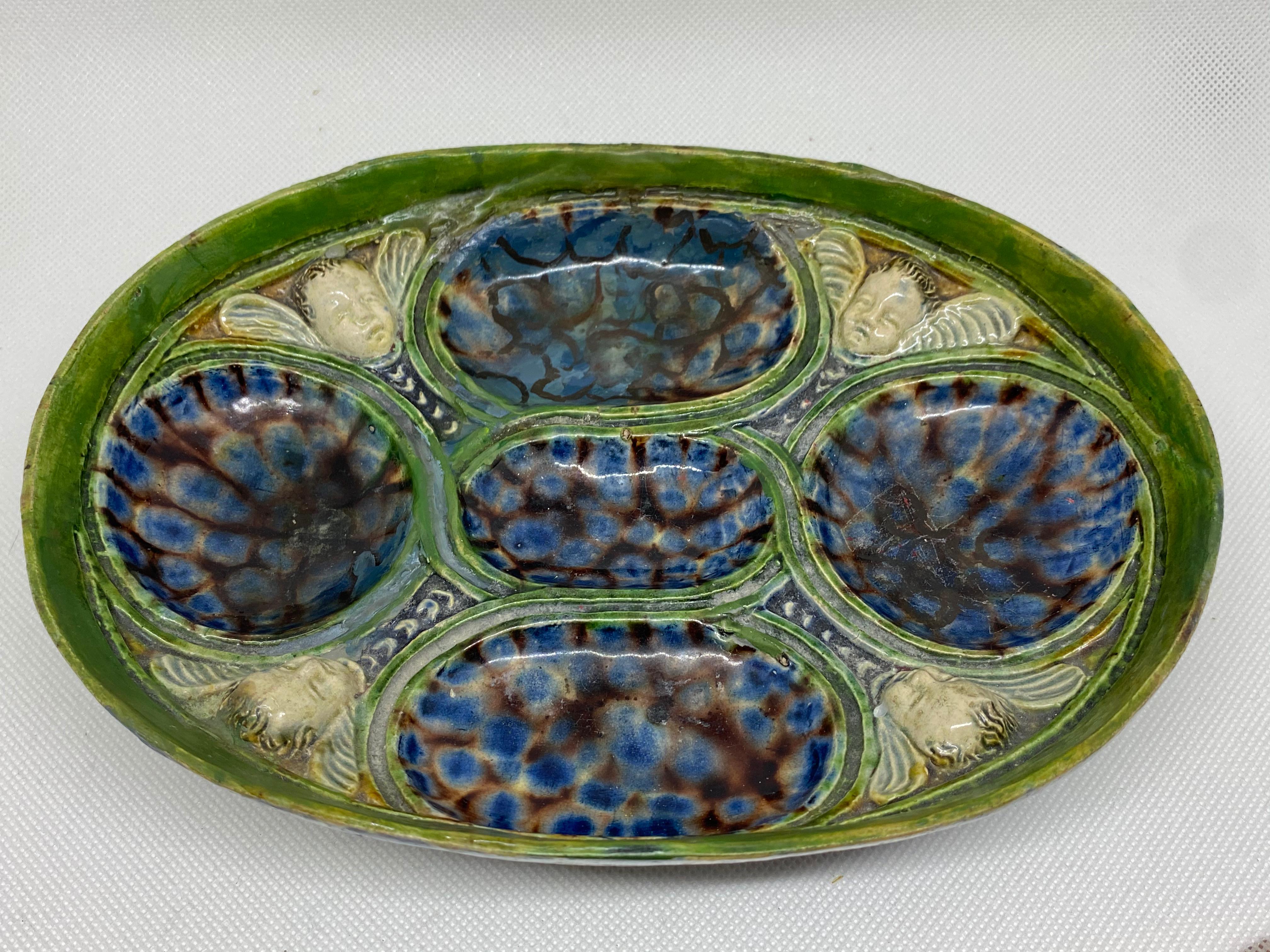 Oval Dish with Winged Putti, After Bernard Palissy, French, 17th Century For Sale 3