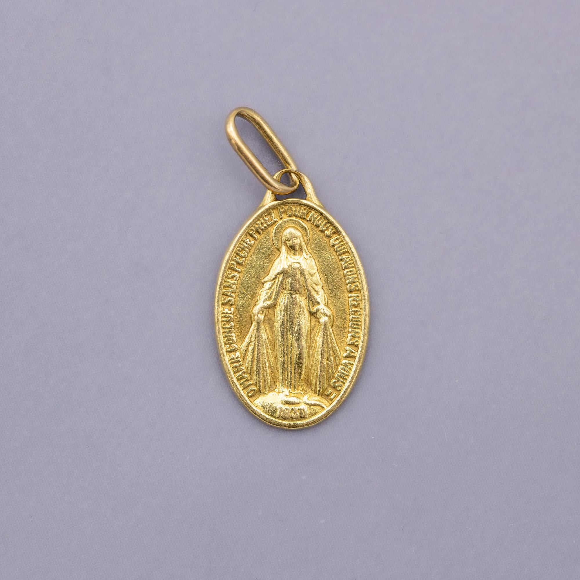 Oval Double sided Catholic charm medal - 18k solid yellow gold - Virgin Mary 3