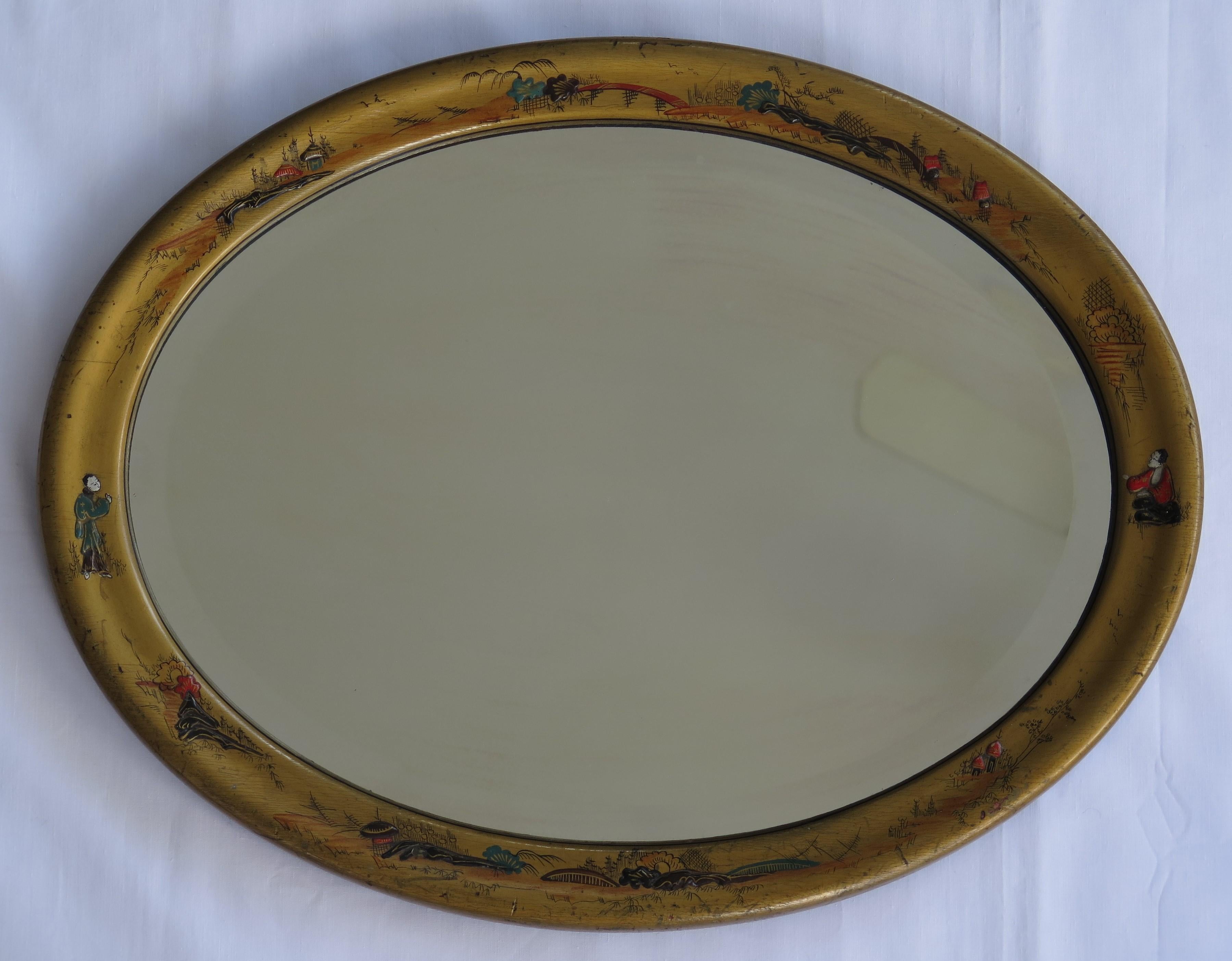 Glazed Oval Edwardian Gilt Chinoiserie Wall Mirror Bevelled Glass, English circa 1900 For Sale