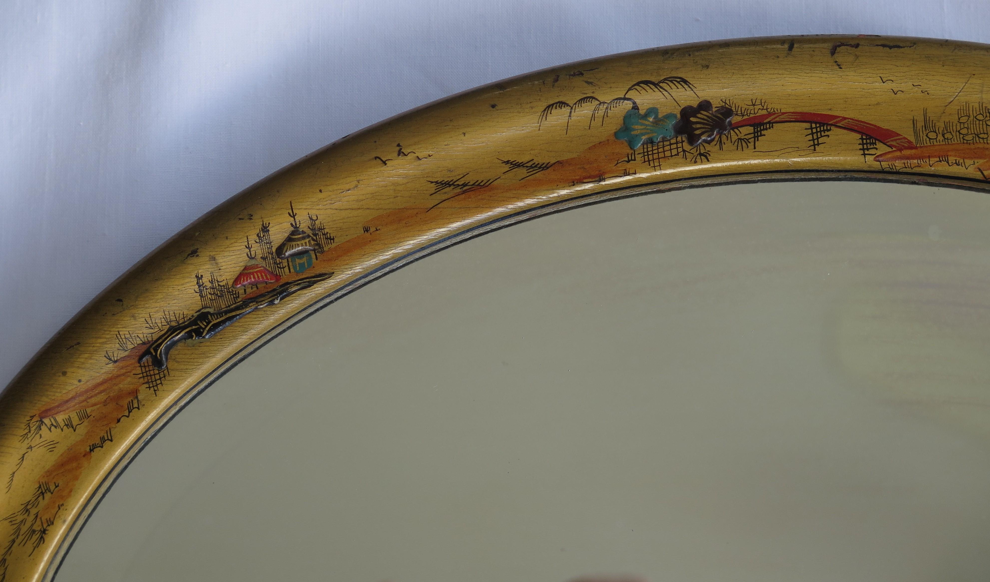 Bois doré Miroir mural ovale édouardien de style chinoiserie doré en verre biseauté, anglais vers 1900 en vente