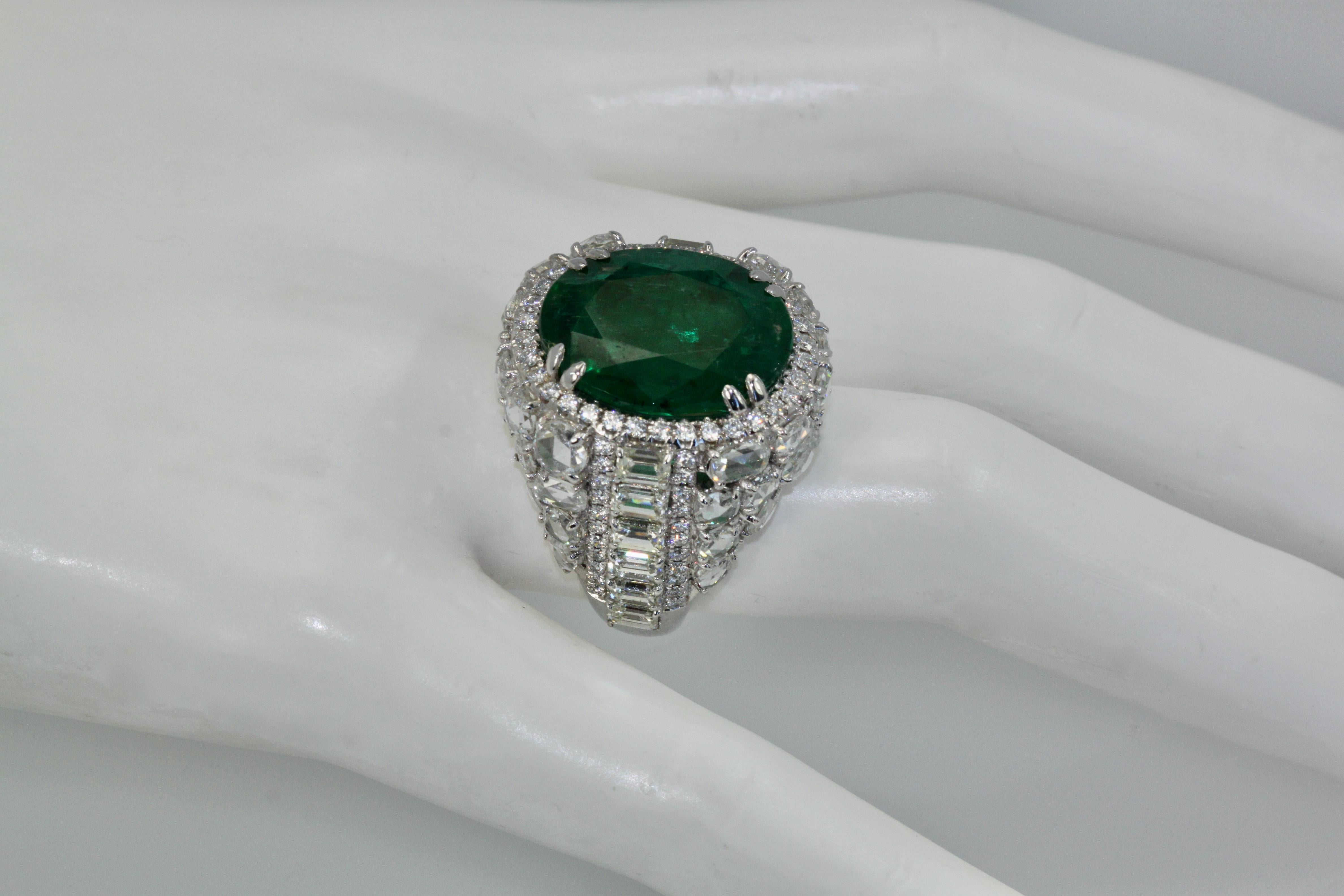 Oval Emerald 12.25 Carat Diamond Surround 8.85 Carat Total Weight 21.10 Carat For Sale 9