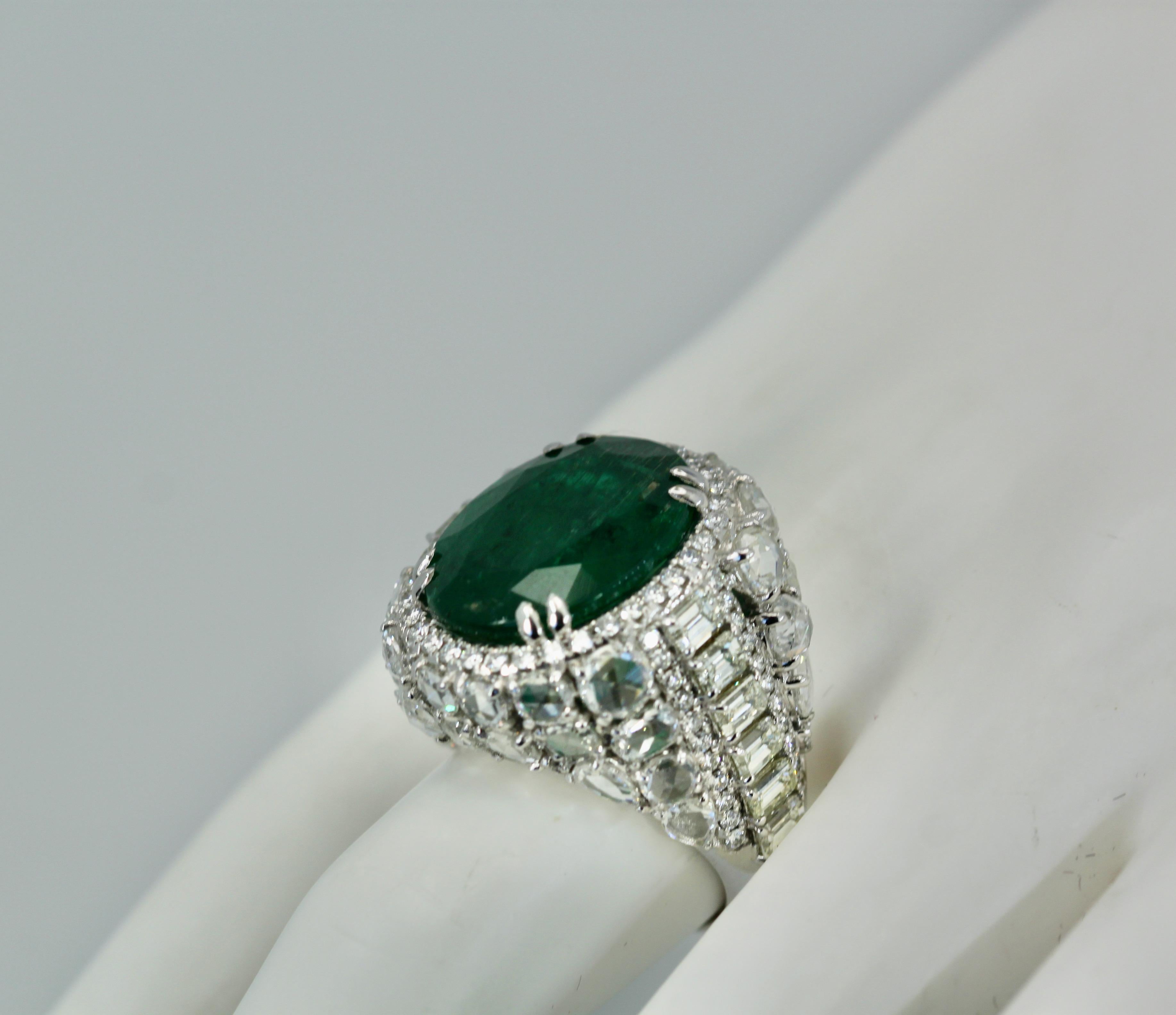 Oval Emerald 12.25 Carat Diamond Surround 8.85 Carat Total Weight 21.10 Carat For Sale 10