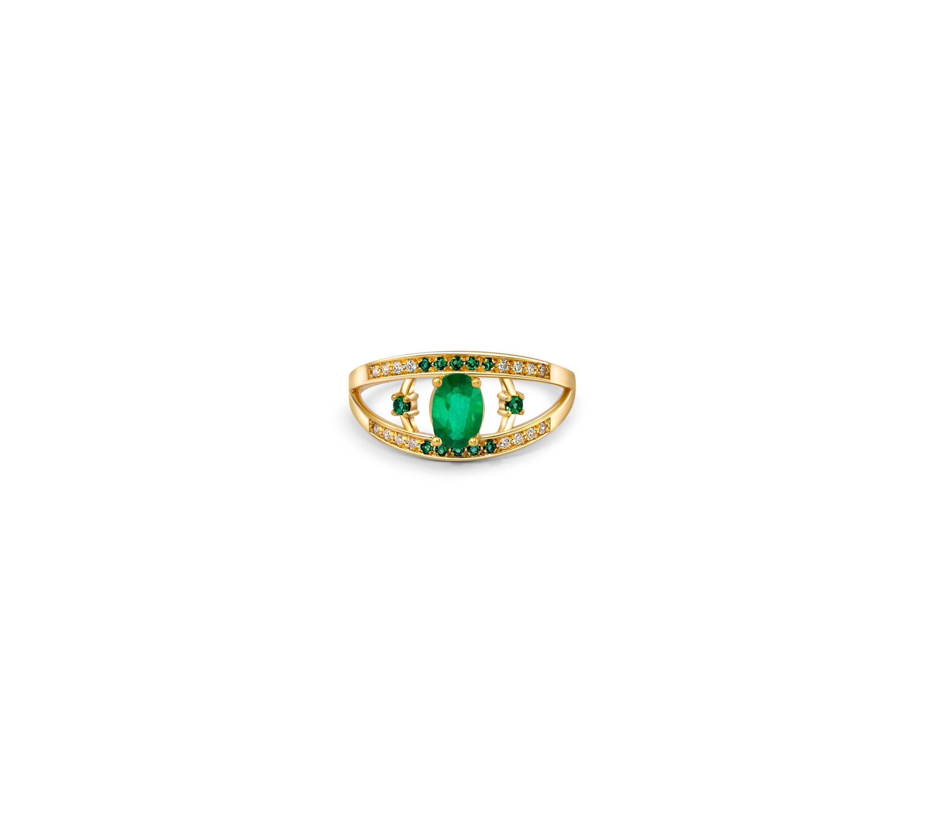 For Sale:  Oval emerald 14k gold ring 6