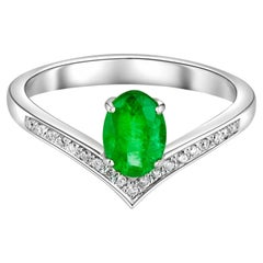 Oval Emerald  14k gold ring