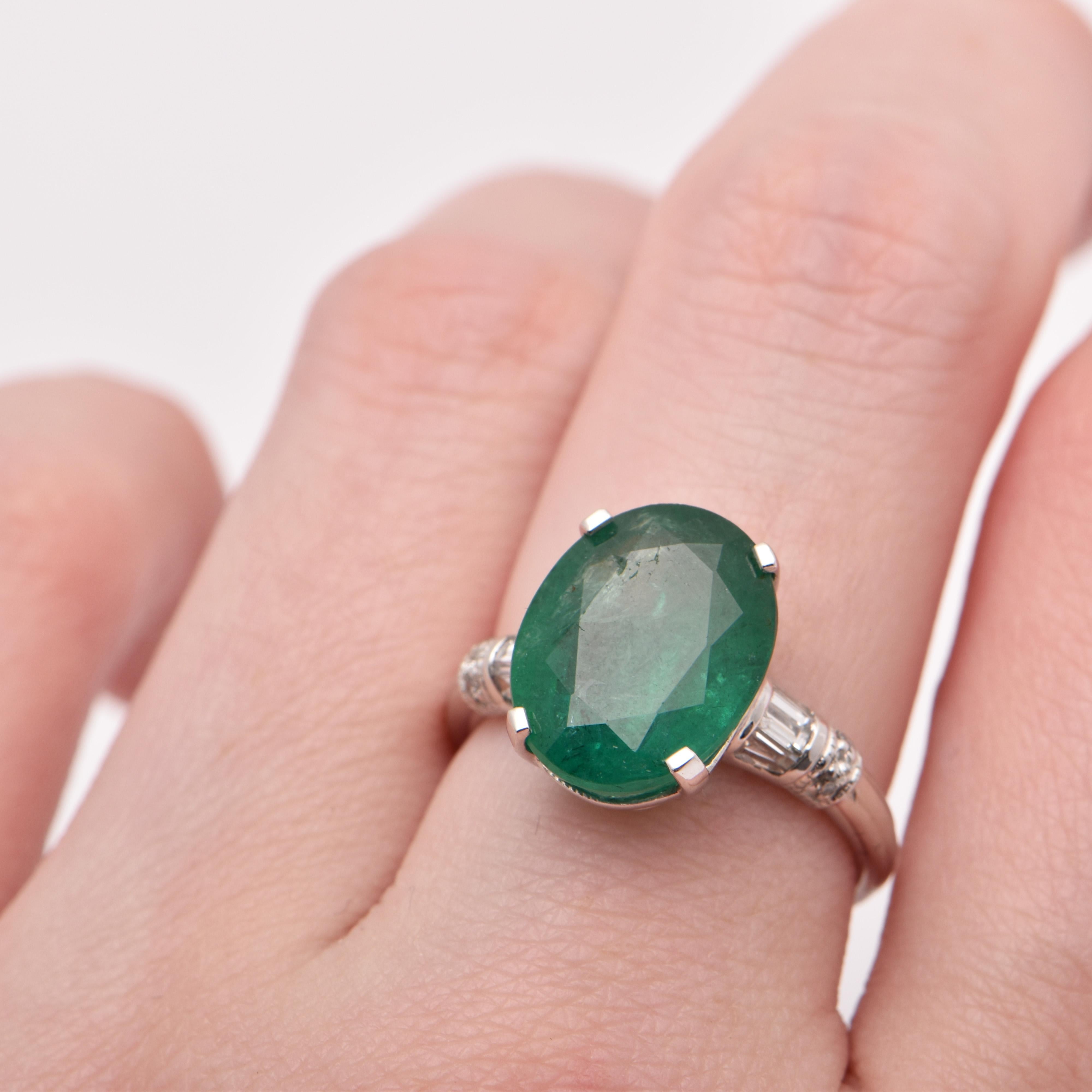 Oval Emerald and Diamond Cocktail Ring in Platinum For Sale 1