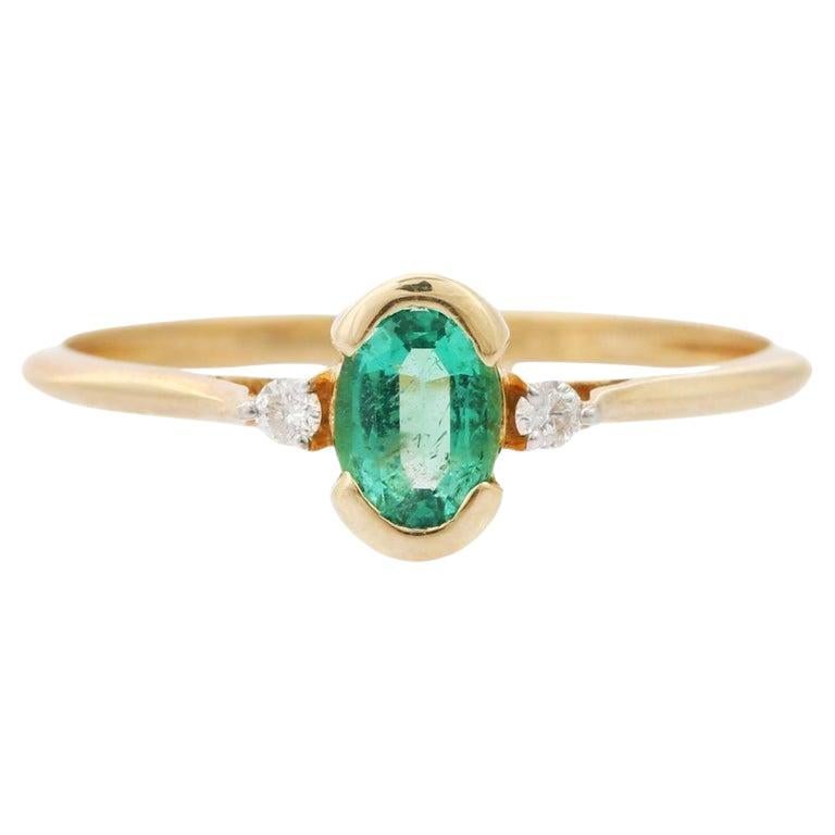 in vendita:  Smeraldo ovale e diamante in oro giallo massiccio 14k Anello minimal con tre pietre per lei