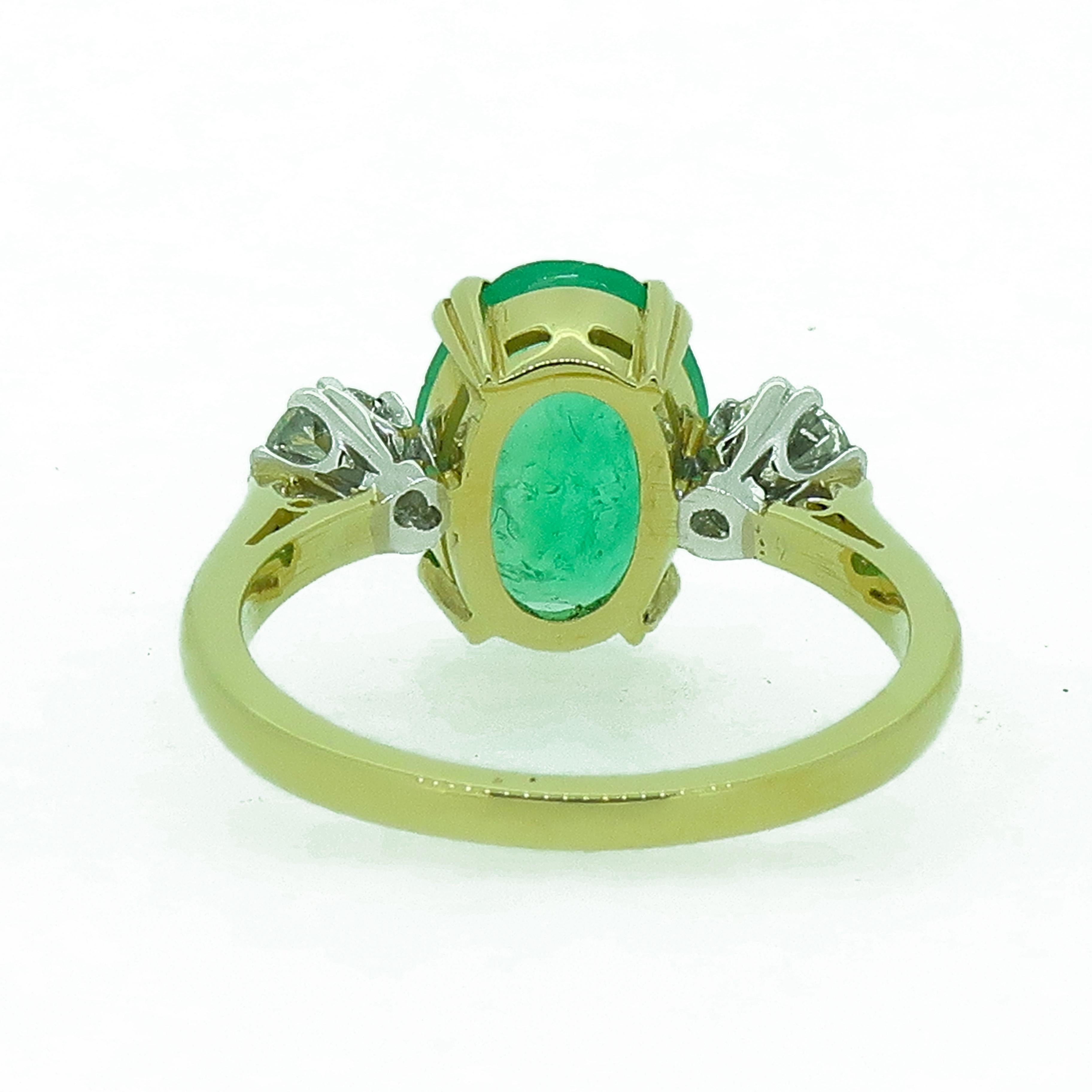 Edwardian Oval Emerald and Diamond Three-Stone Ring 18 Karat Yellow and White Gold