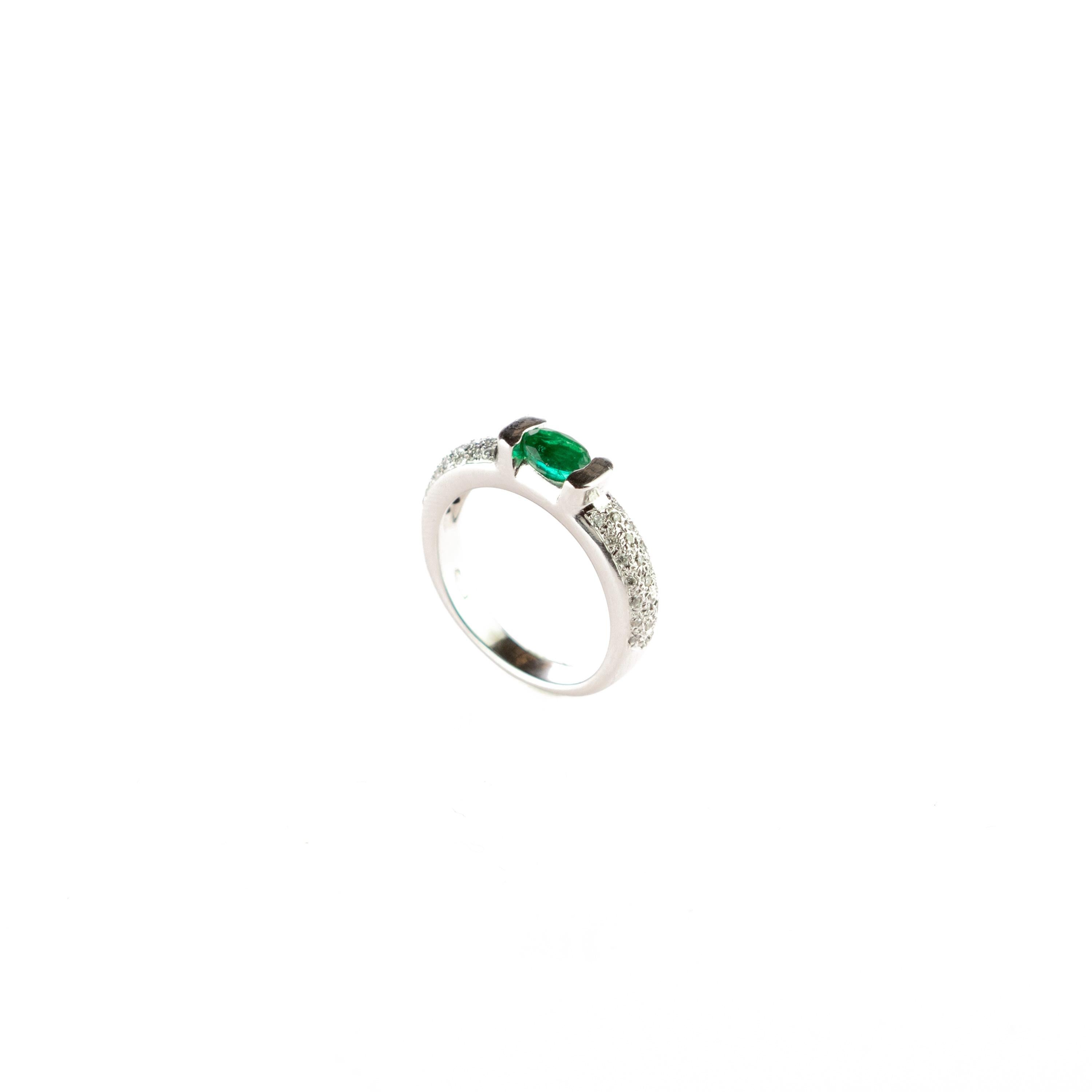 Contemporary Intini Jewels Oval Emerald Diamond 18 Karat White Gold Cocktail Solitaire  Ring