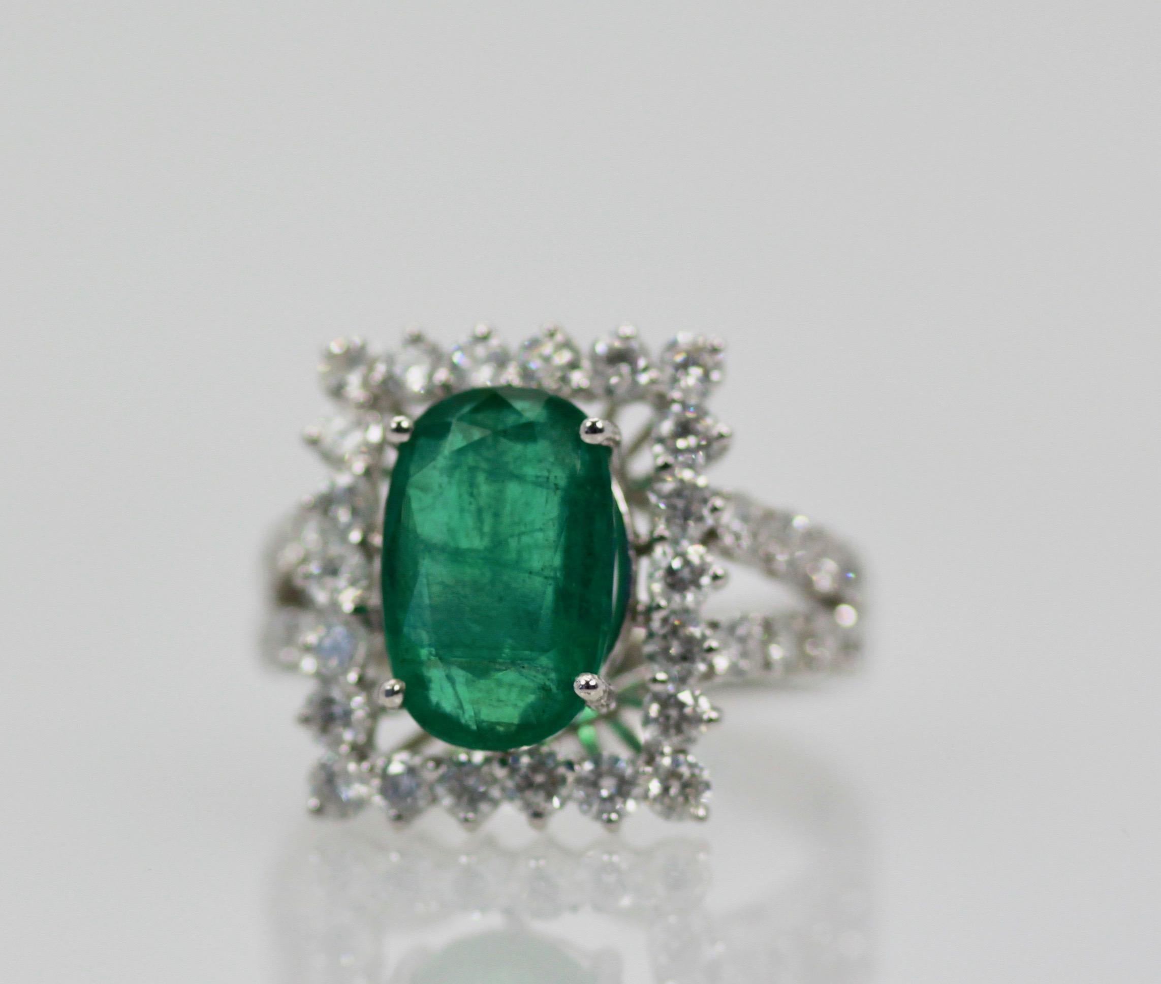 Oval Emerald Diamond and 18 Karat Gold Cocktail Ring 5.80 Total Carat Weight For Sale 3