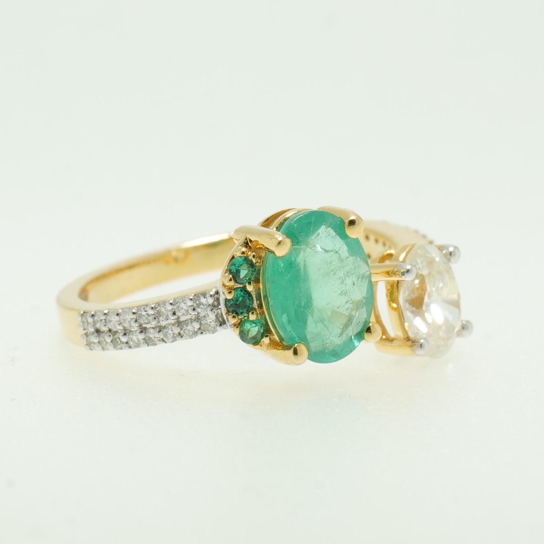 Oval Cut Oval Emerald Diamond Open Cuff  Ring in 14k Solid Gold (Certified) For Sale