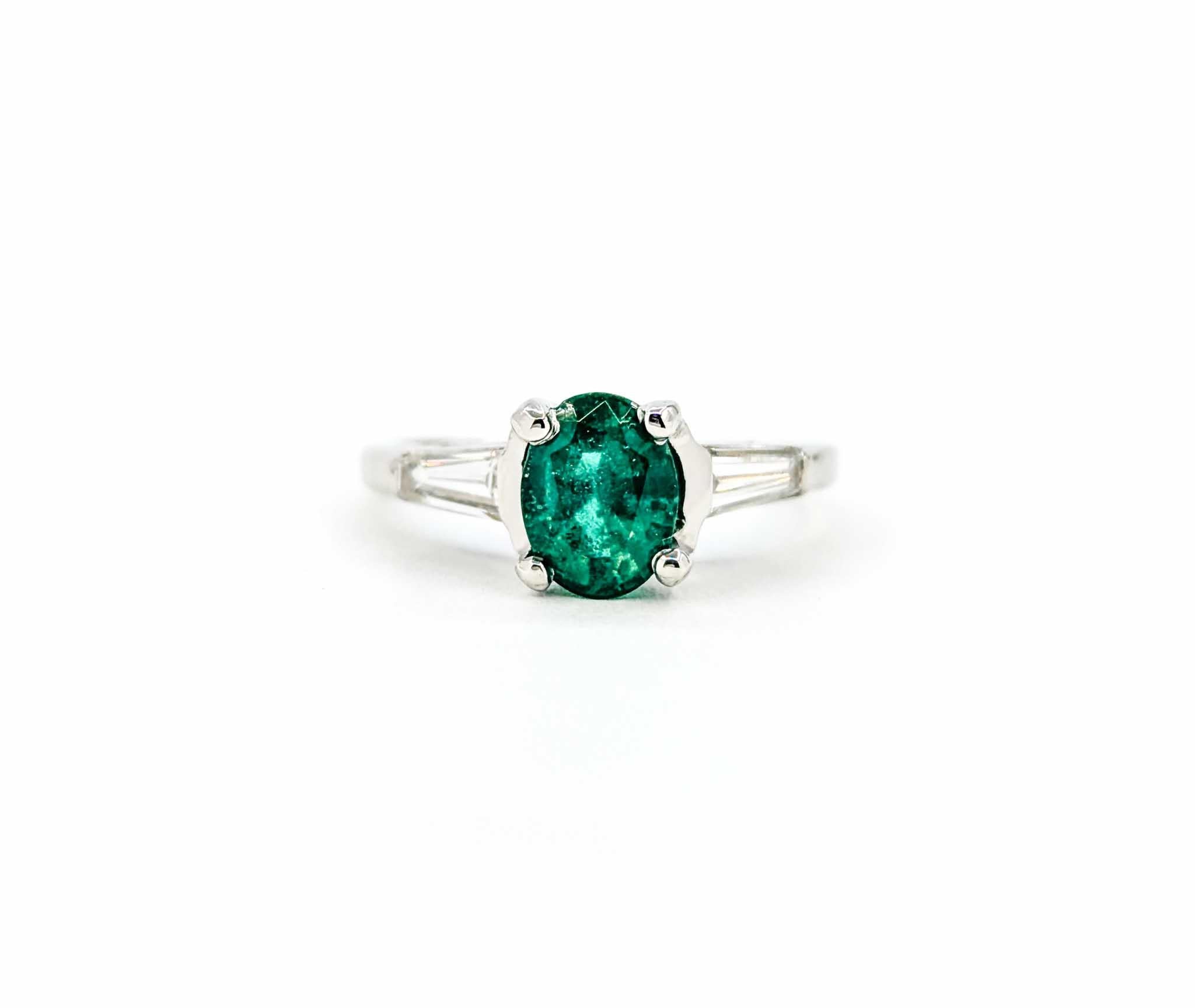 Oval Emerald & Diamond Ring in Platinum For Sale 6
