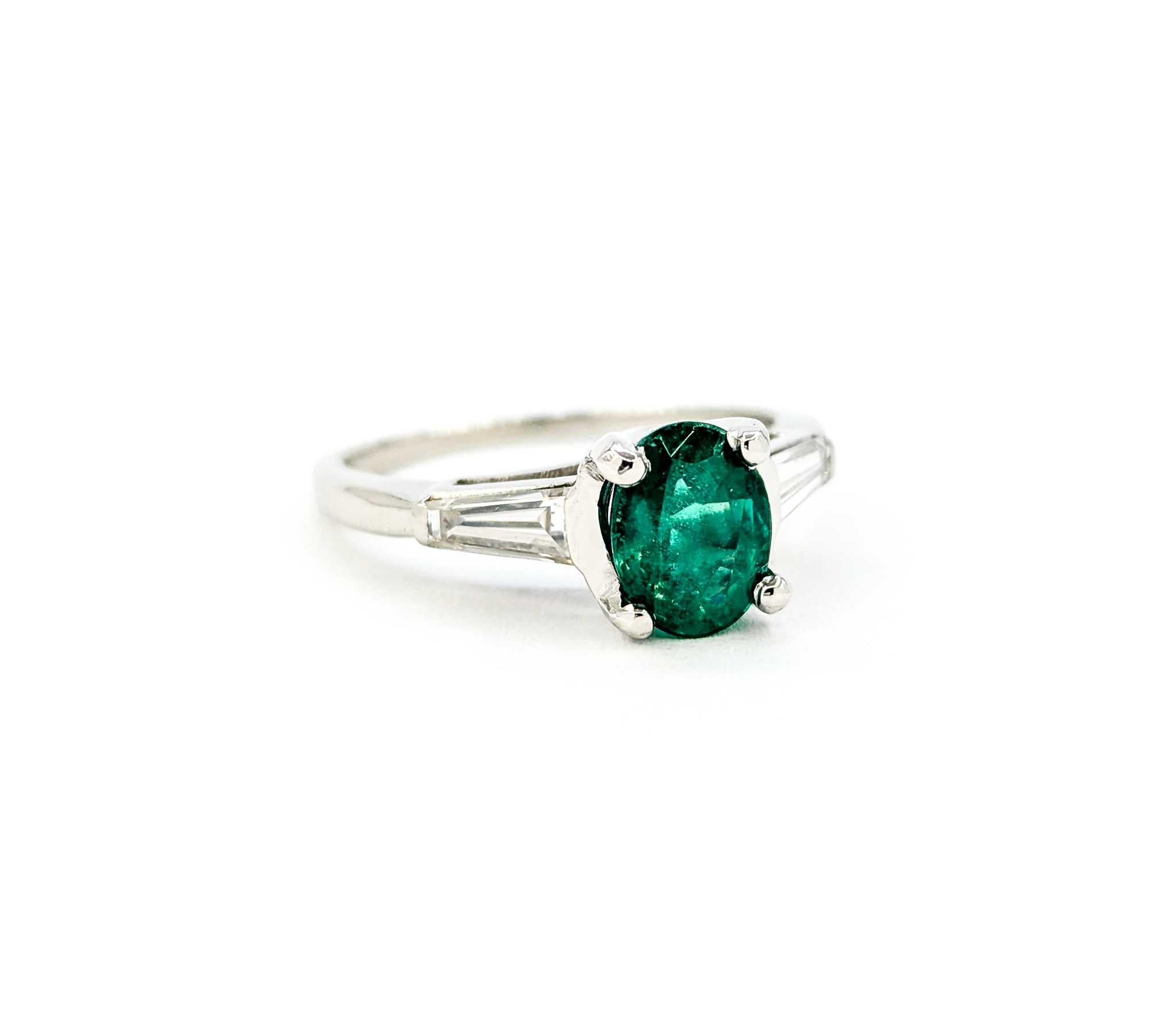 Oval Emerald & Diamond Ring in Platinum In Excellent Condition For Sale In Bloomington, MN