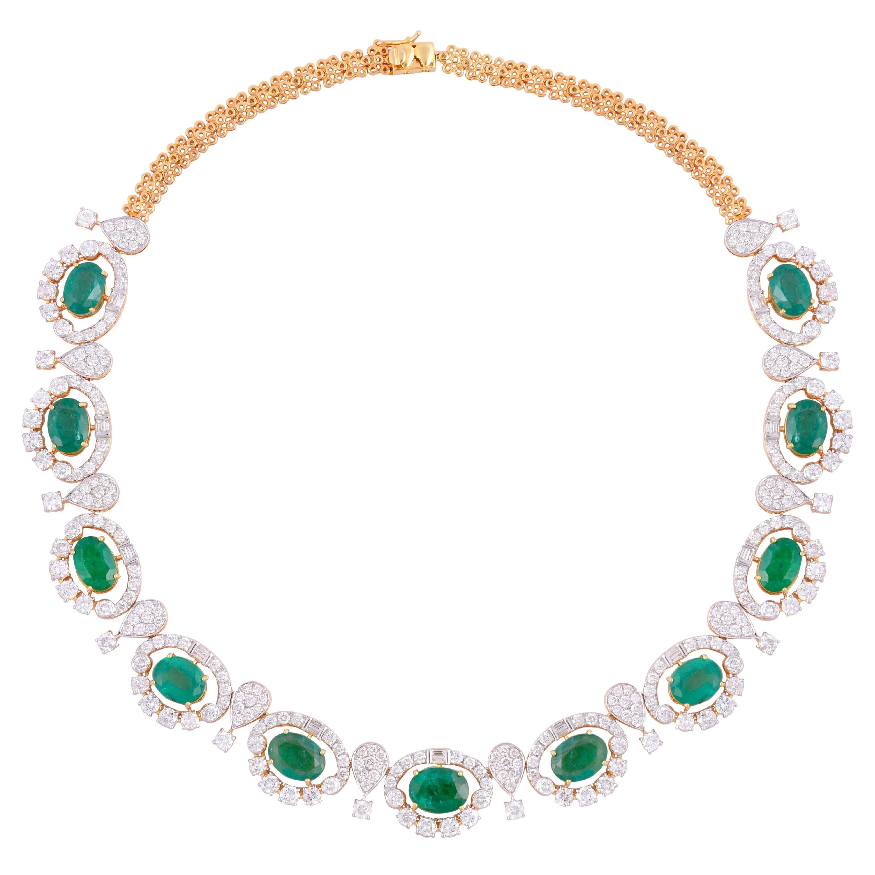Oval Emerald Gemstone Necklace Diamond 18 Karat Rose Gold Handmade Jewelry