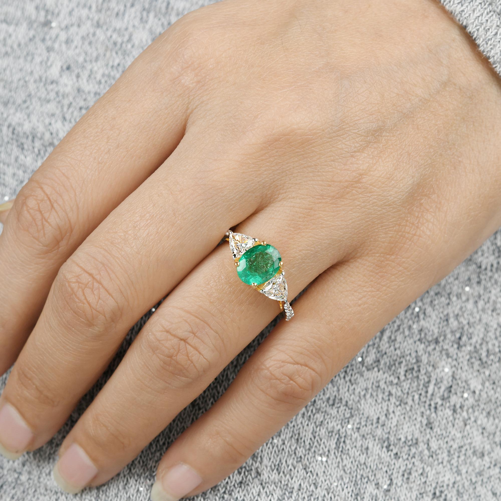 Oval Cut Oval Emerald Gemstone Ring Diamond 18 Karat Yellow Gold Handmade Fine Jewelry For Sale