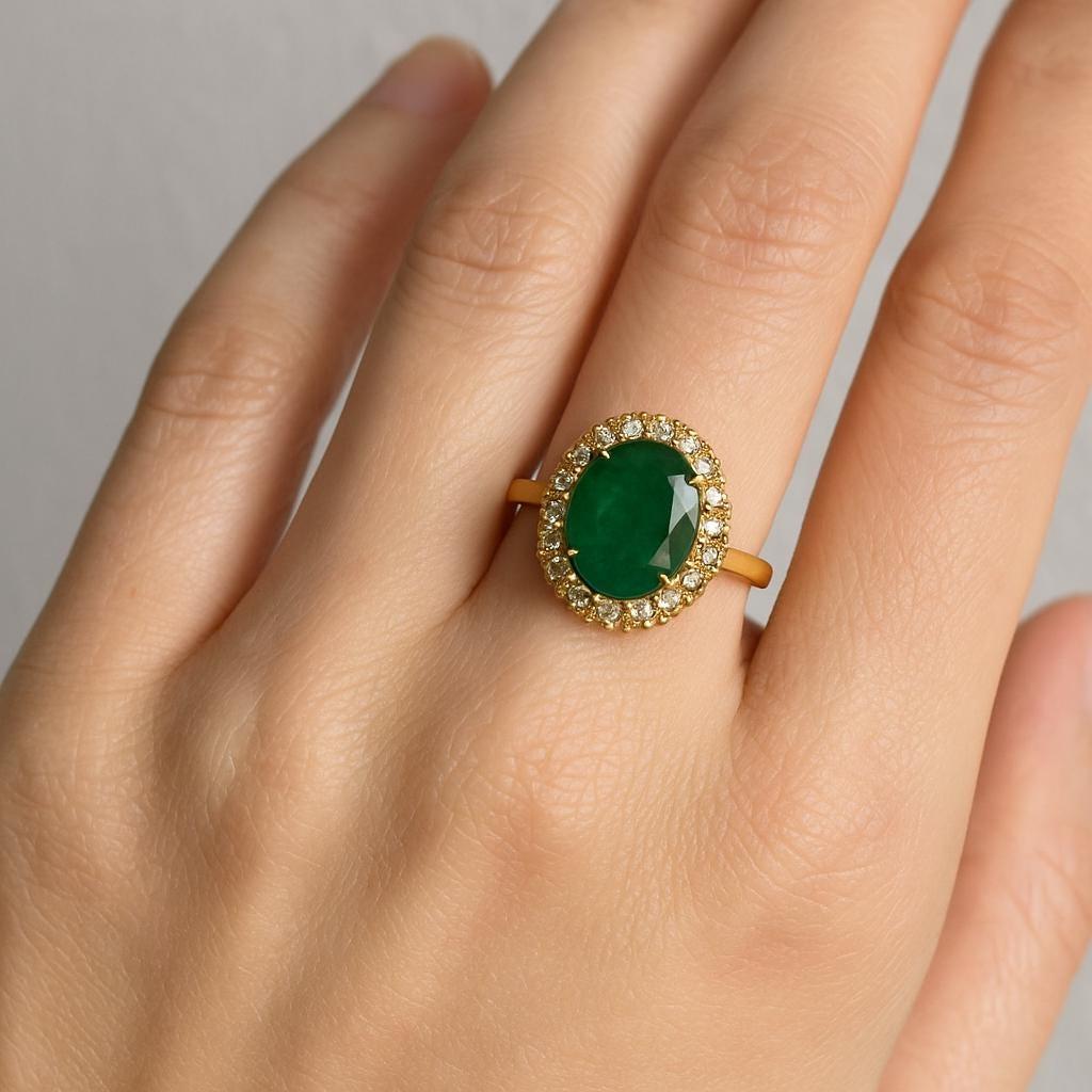 Art Deco Oval Emerald Halo Diamond Gemstone Ring in 14K Solid Gold (Certified) For Sale
