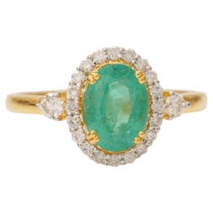 Oval Emerald Halo Diamond Gemstone Ring in 14K Solid Gold (Certified)