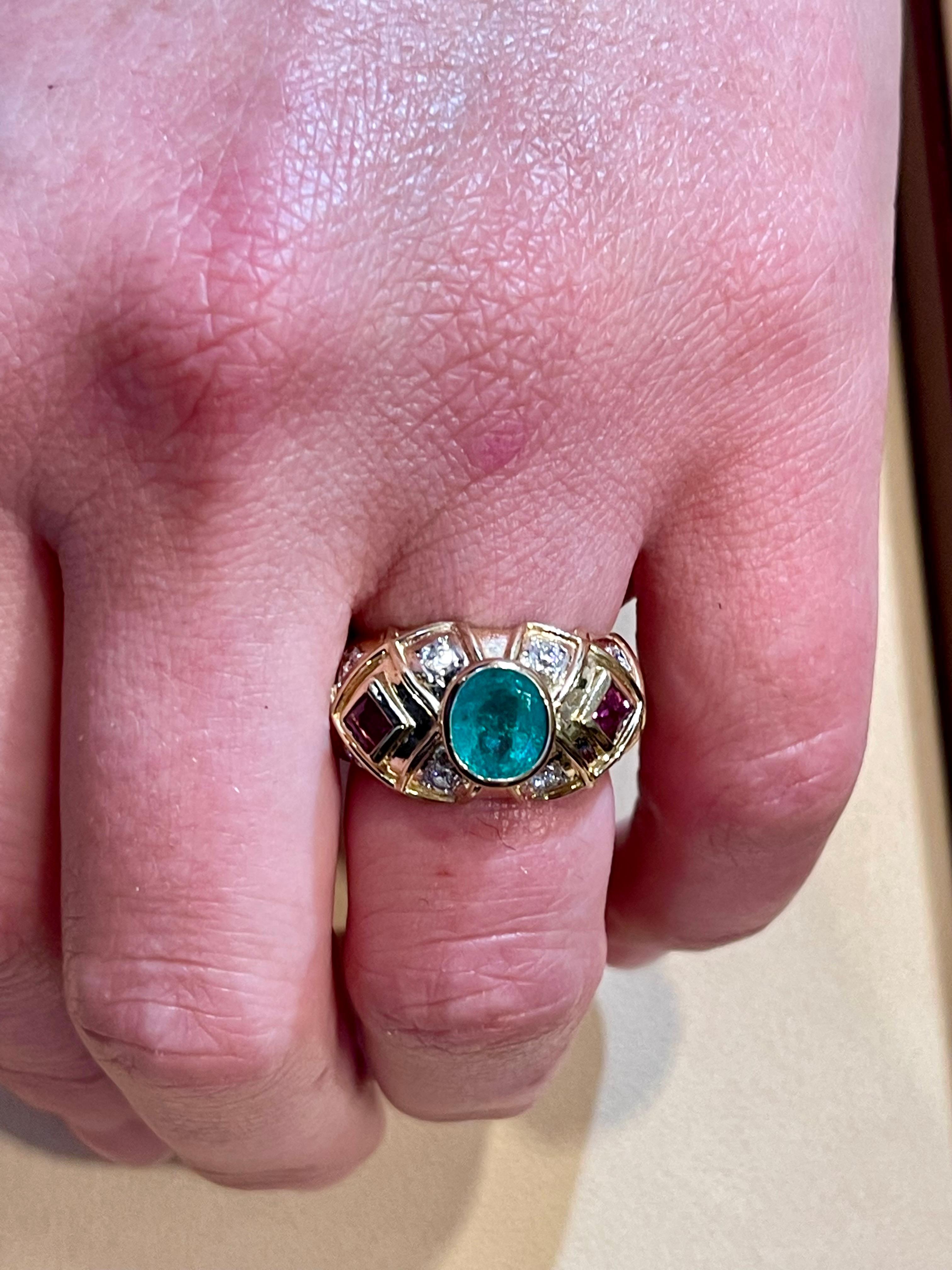 Oval Emerald , Pink Tourmaline  Diamond Ring 18 Karat Yellow Gold,  Size 6.5 For Sale 5
