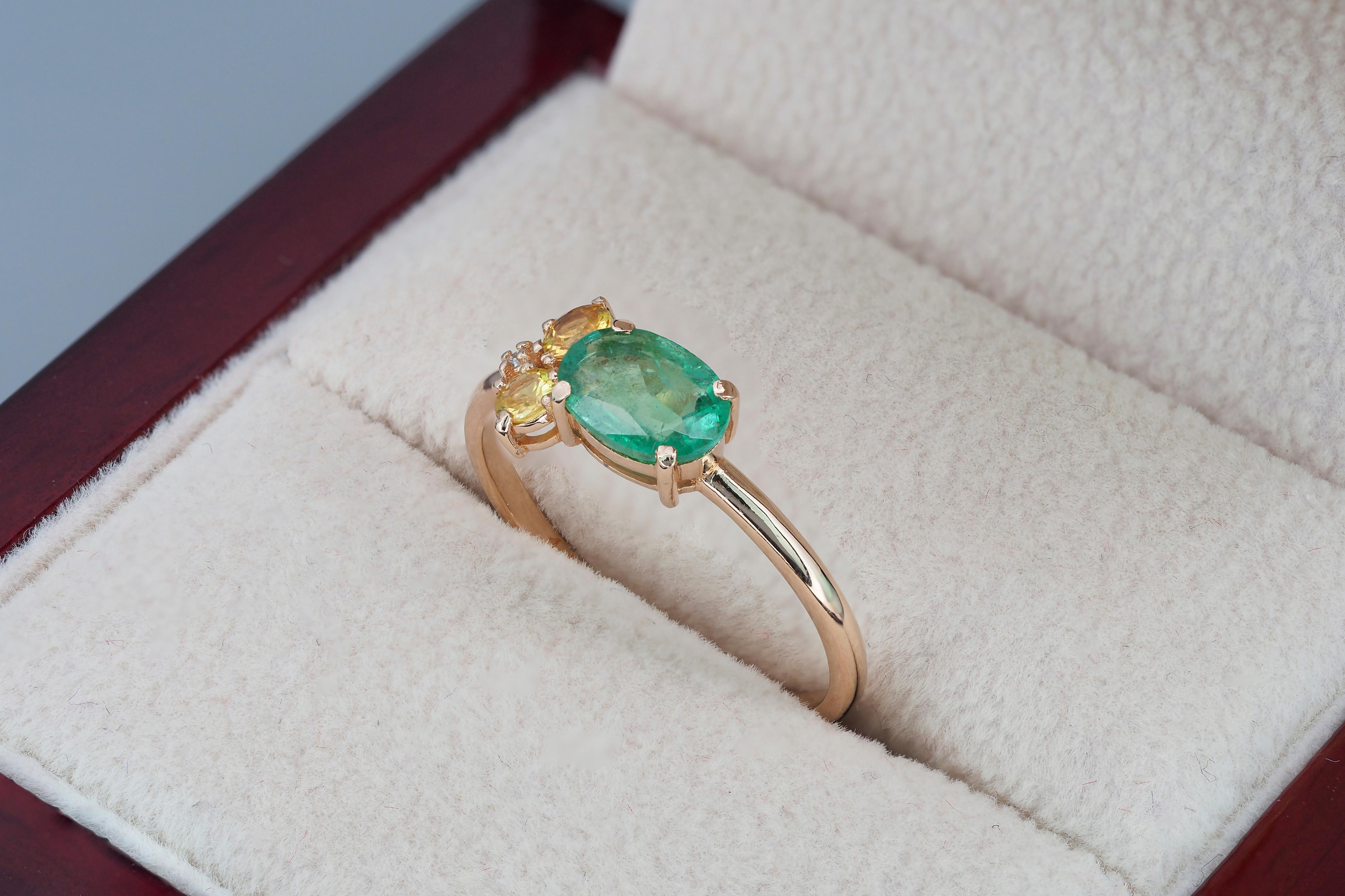 Oval emerald, sapphire and diamonds 14k gold ring.  For Sale 2