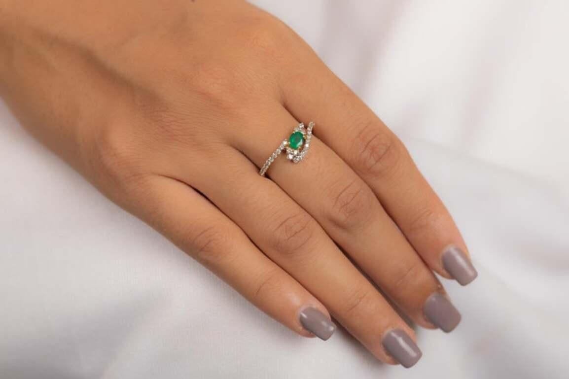 For Sale:  Oval Emerald Wedding Ring with Diamonds for Her in 18k Solid Yellow Gold 9