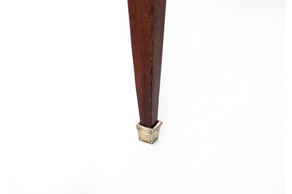 Oval Empire table, France, circa 1880. For Sale 1