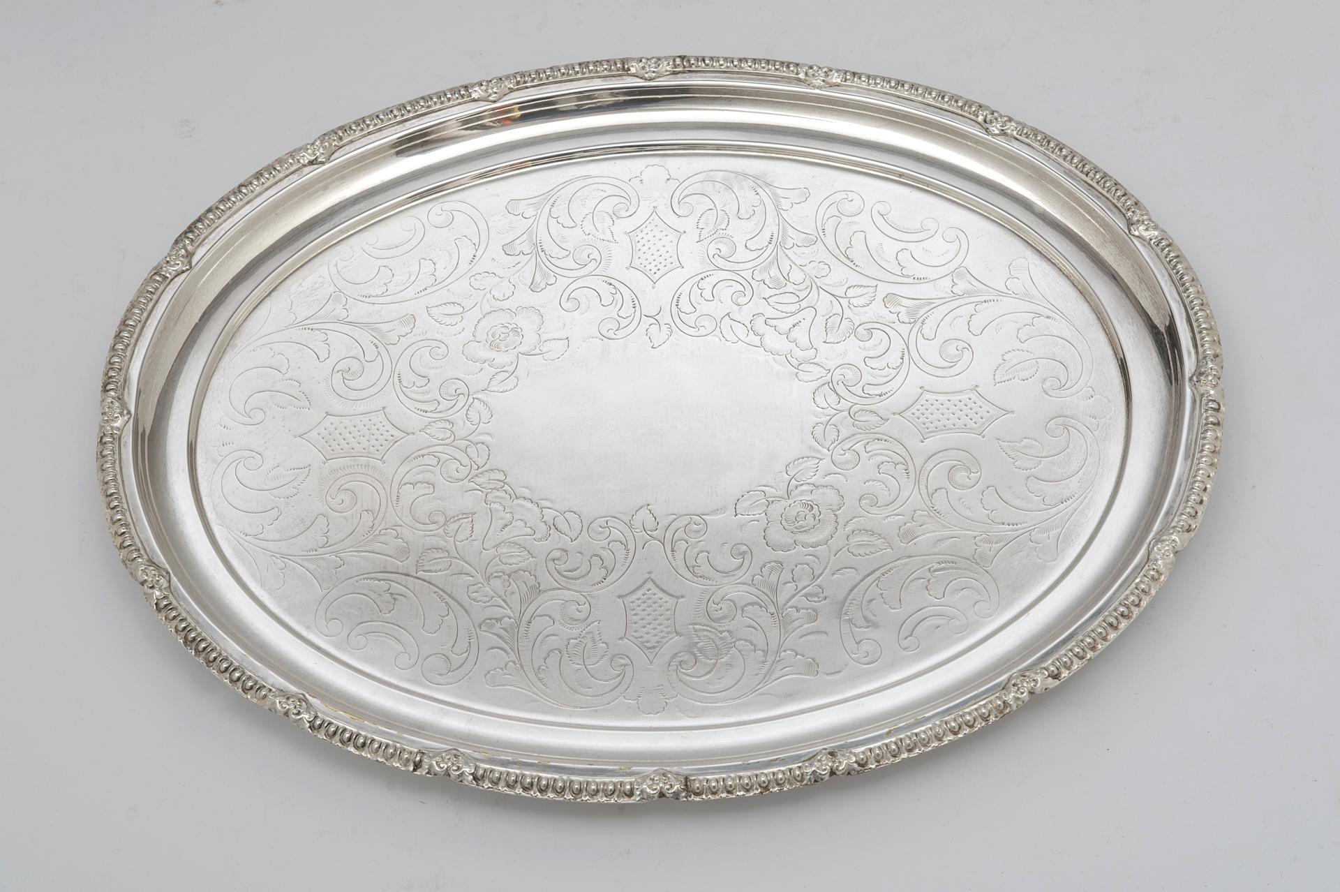 Oval Engraved Silver Plated Belgian Tray In Good Condition For Sale In Alessandria, Piemonte