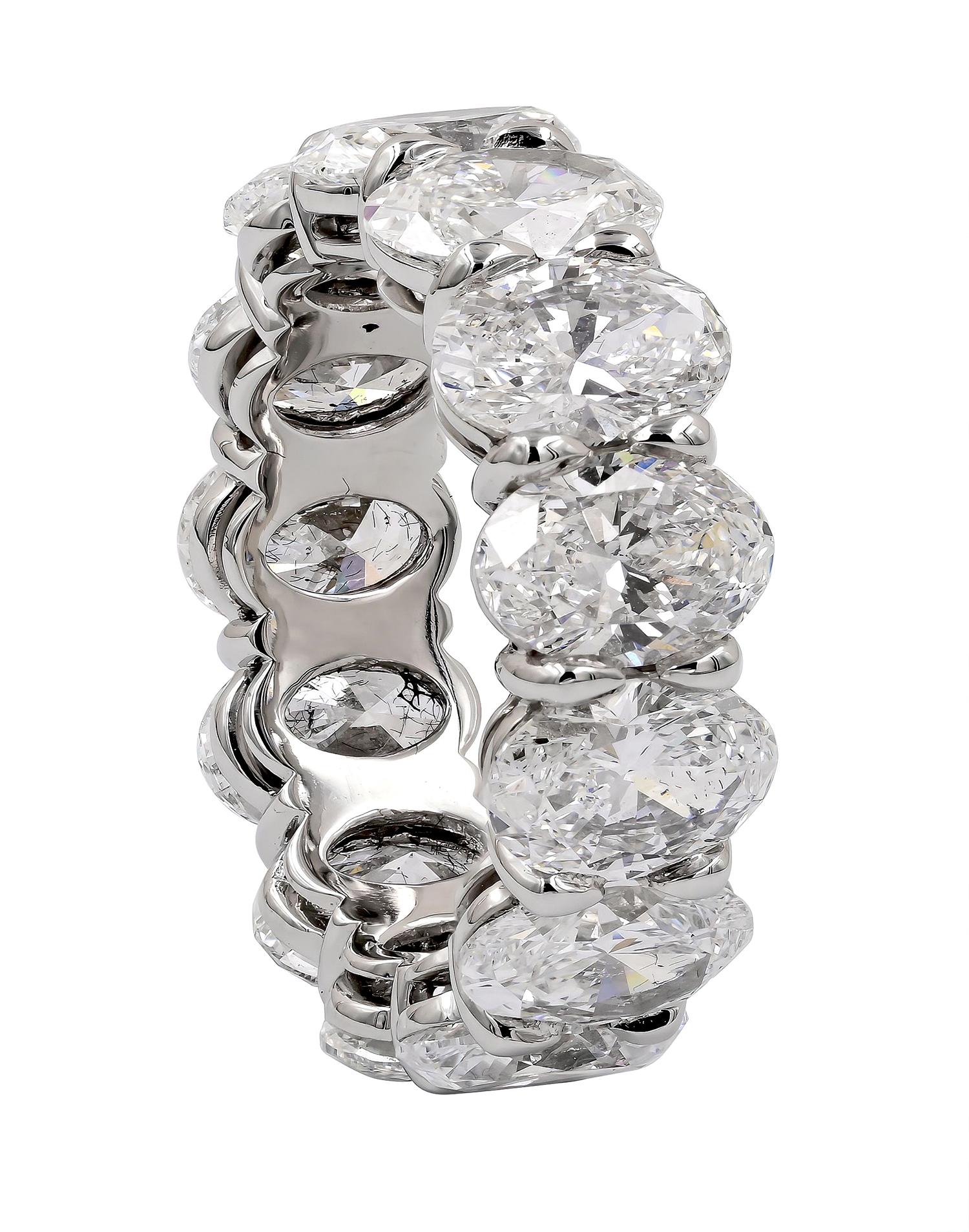 Oval Eternity Band In New Condition For Sale In New York, NY