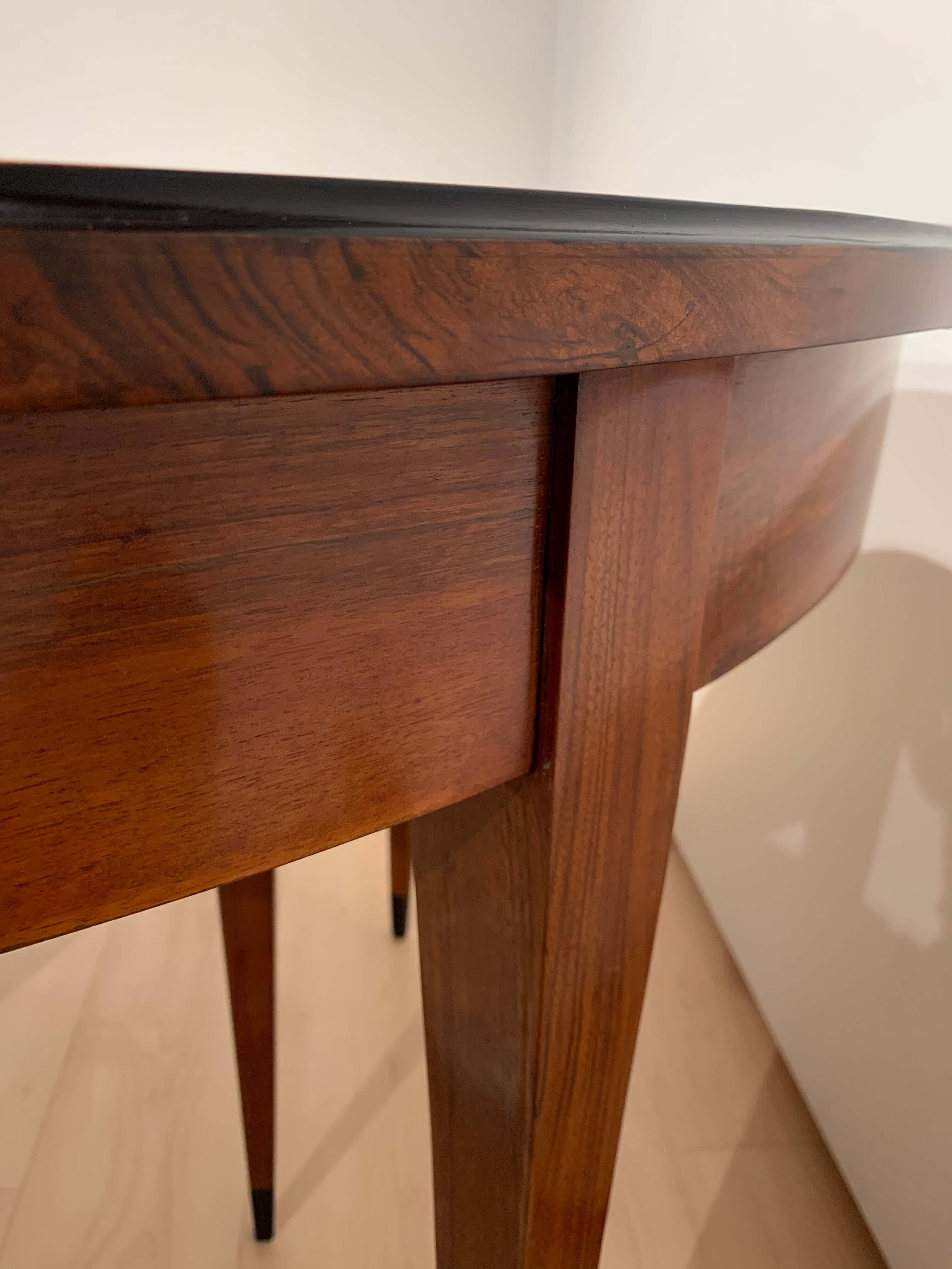 Oval Expandable Dining Table, Restauration, Walnut, France, circa 1820 2