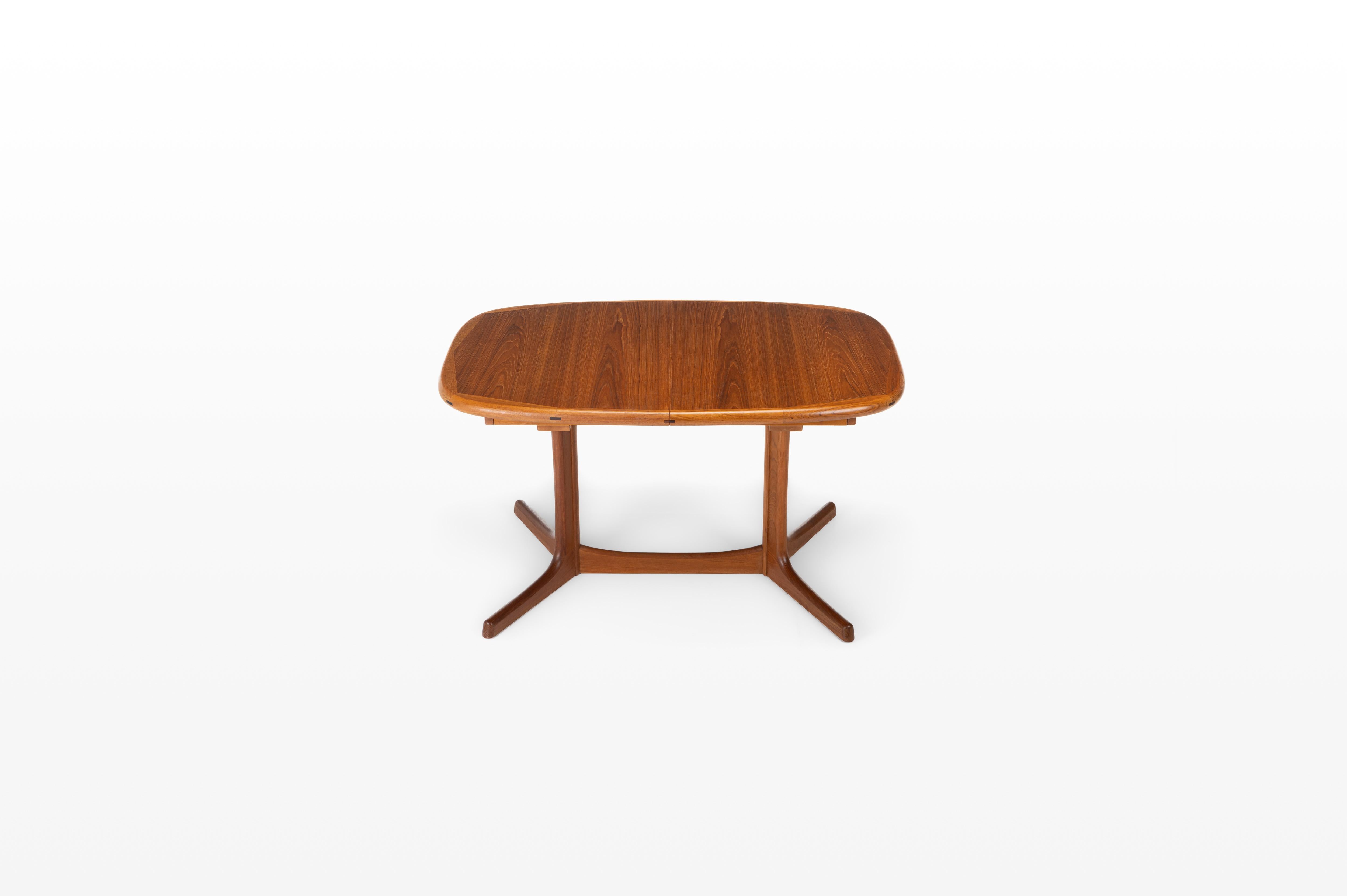 Danish Oval Extendable Dining Table in Teak from Dyrlund, 1970s
