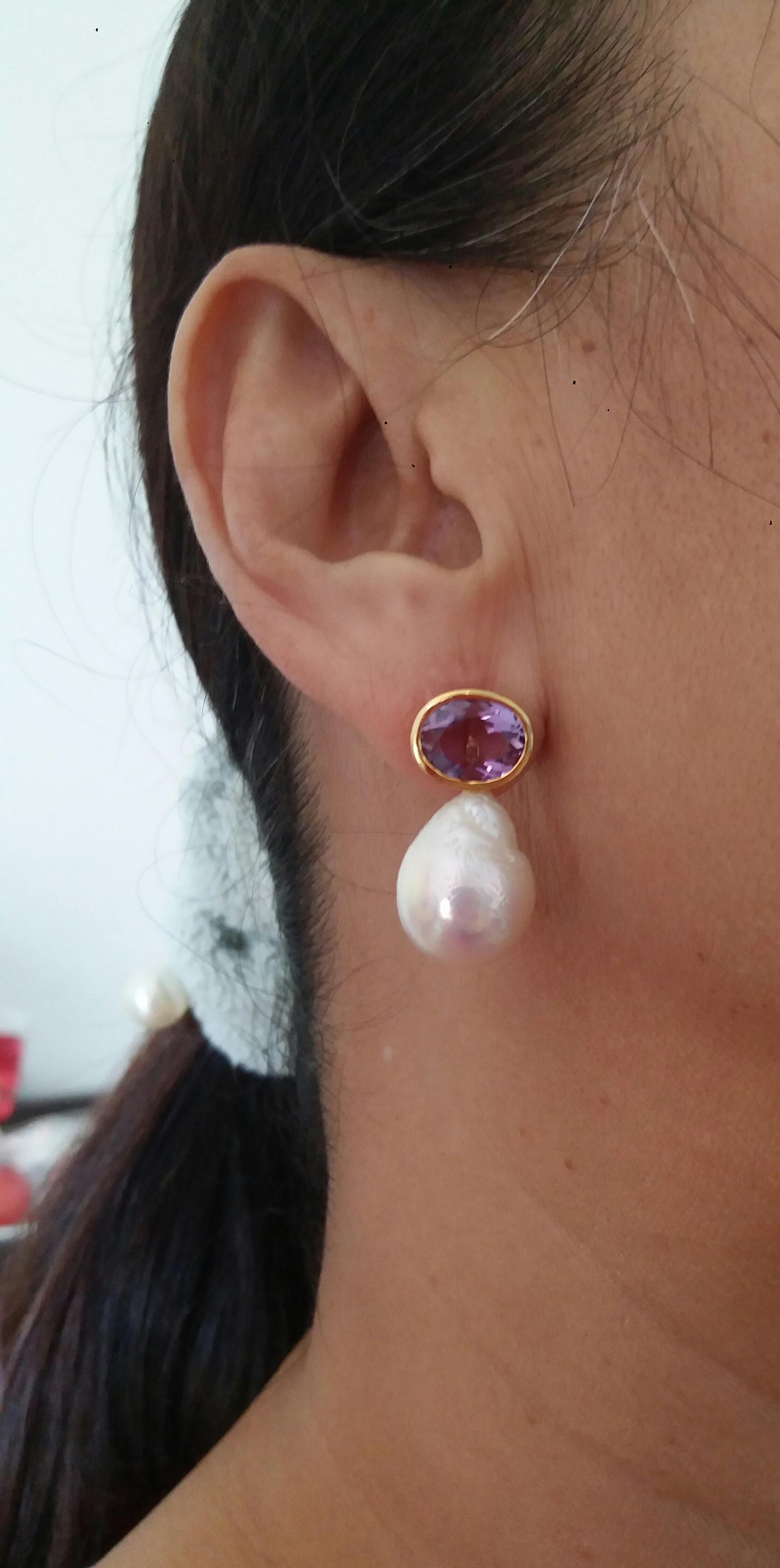 Oval Faceted Amethyst 14 Karat Yellow Gold Bezel Baroque Pearls Stud Earrings For Sale 6