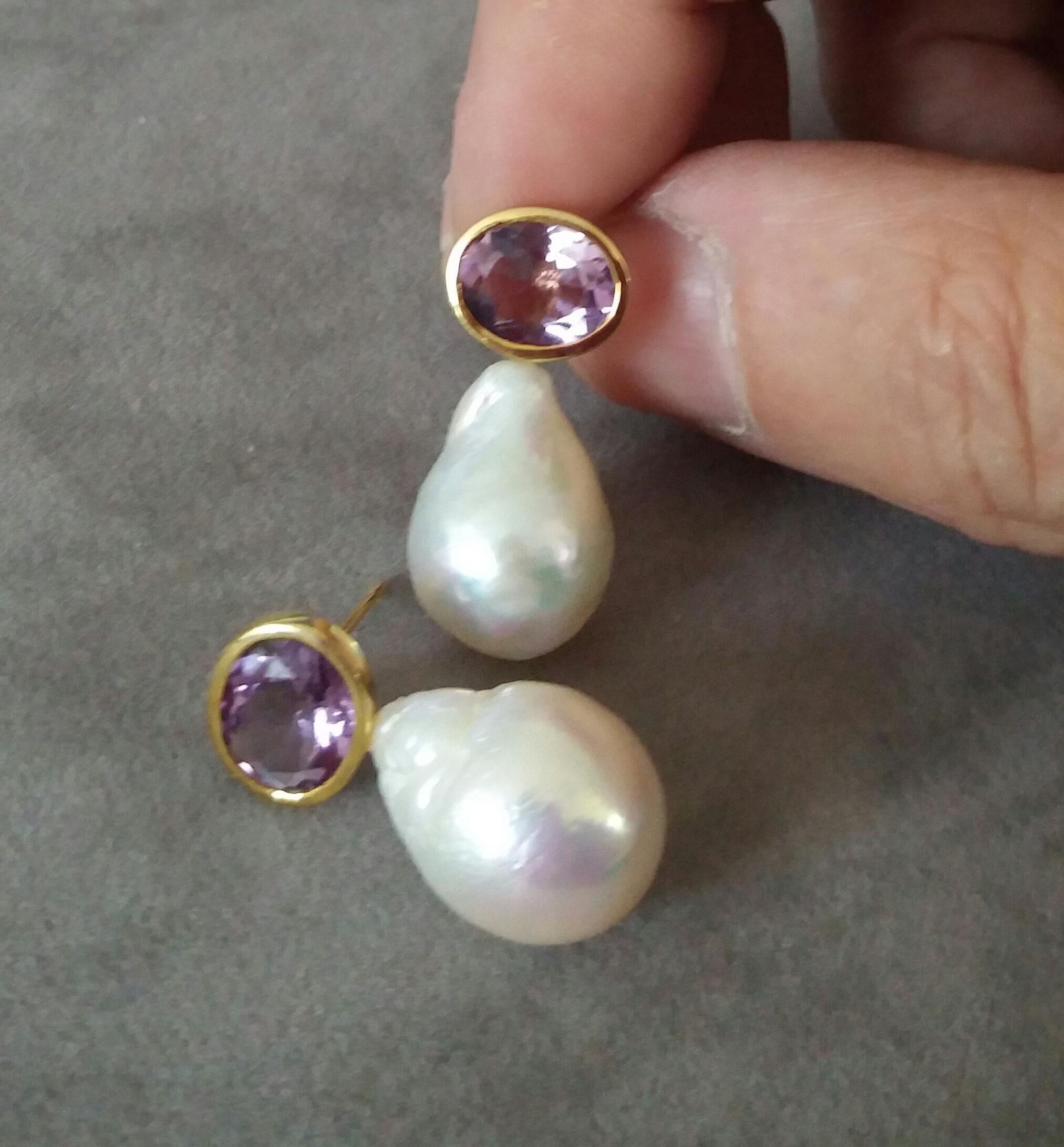 Oval Faceted Amethyst 14 Karat Yellow Gold Bezel Baroque Pearls Stud Earrings For Sale 1