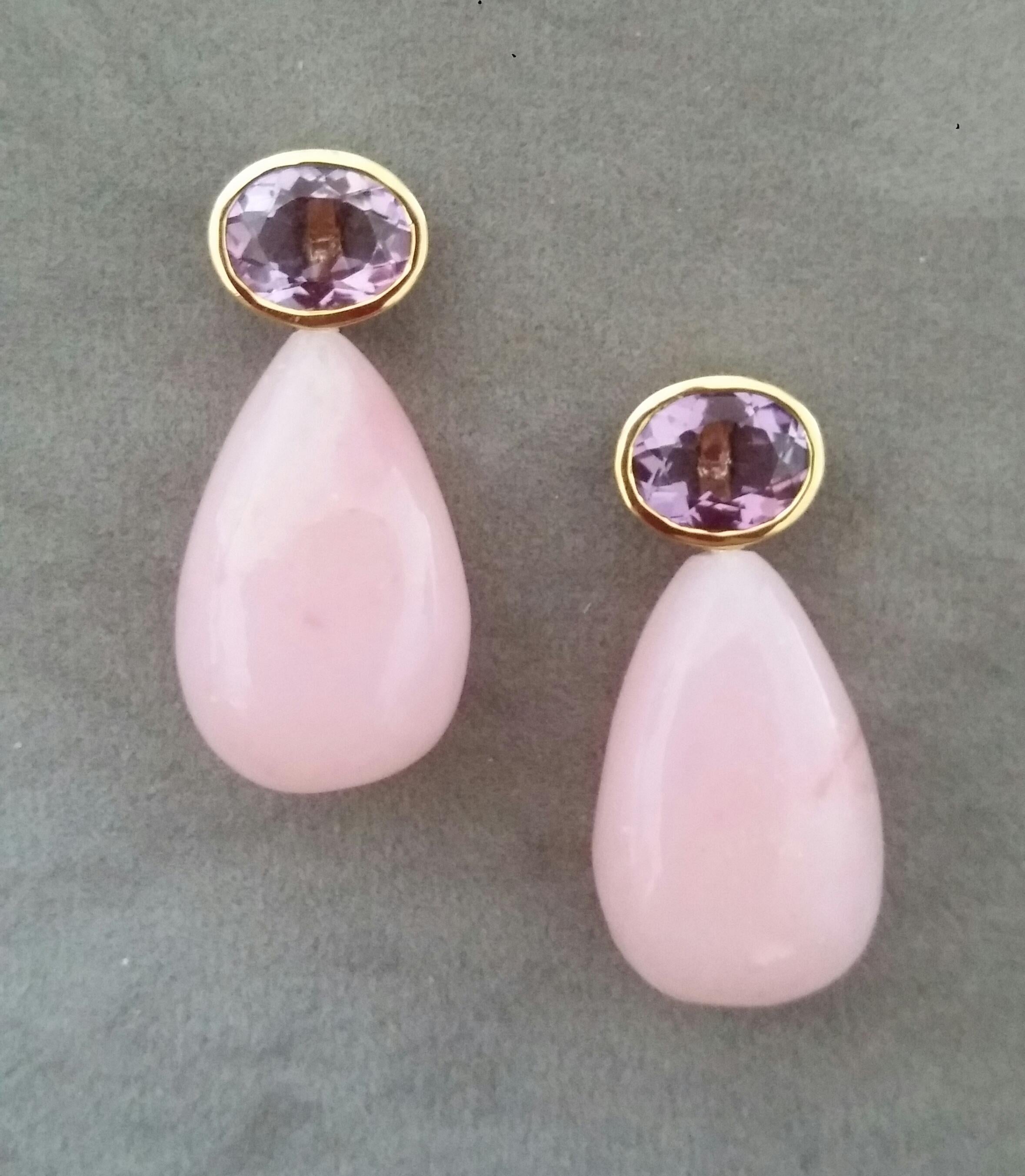 Oval Faceted Amethyst 14 Karat Yellow Gold Bezel Pink Opal Plain Drops Earrings In Good Condition For Sale In Bangkok, TH