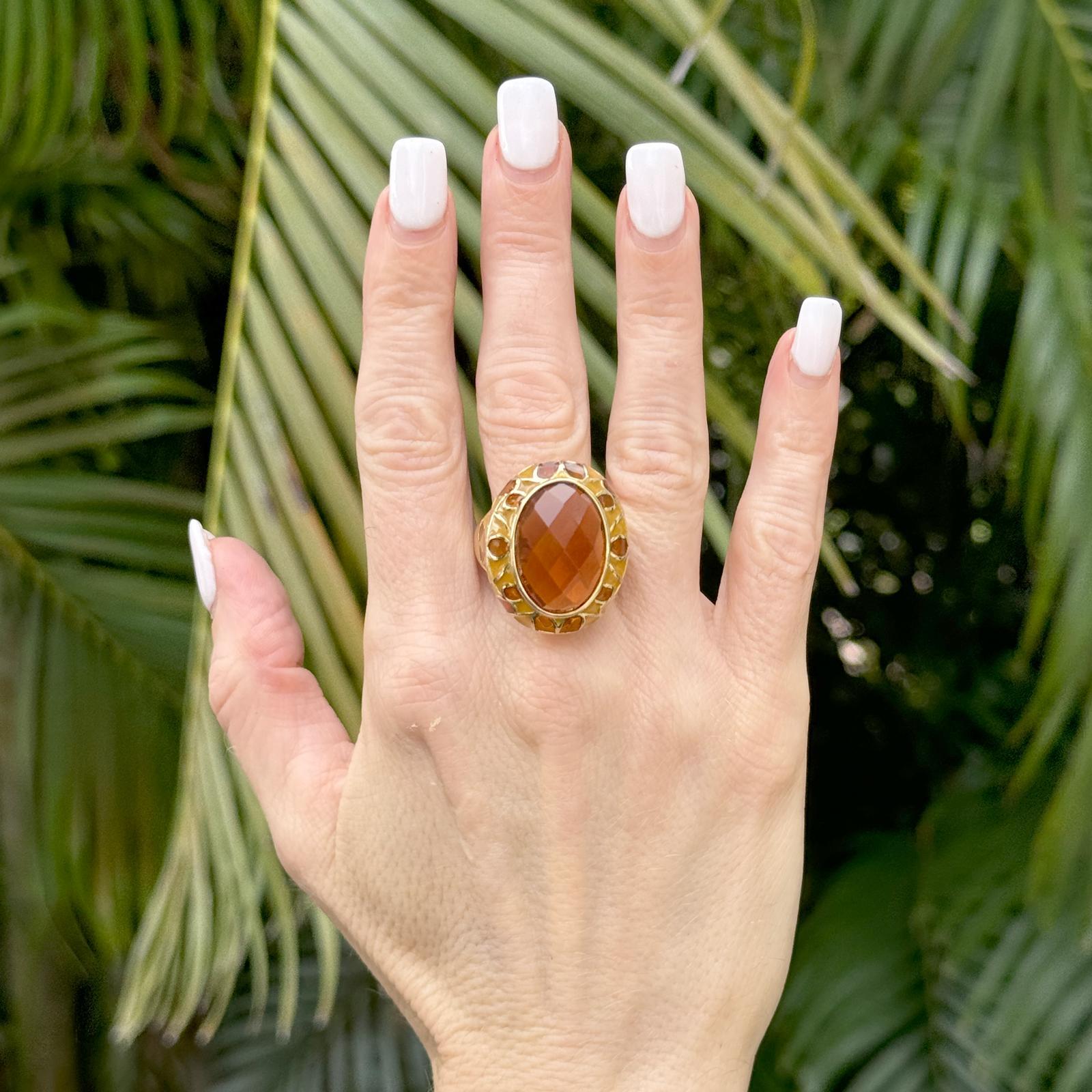 Ovaler facettierter Citrin Plique-A-Jour-Cocktailring aus 14 Karat Gelbgold (Ovalschliff)