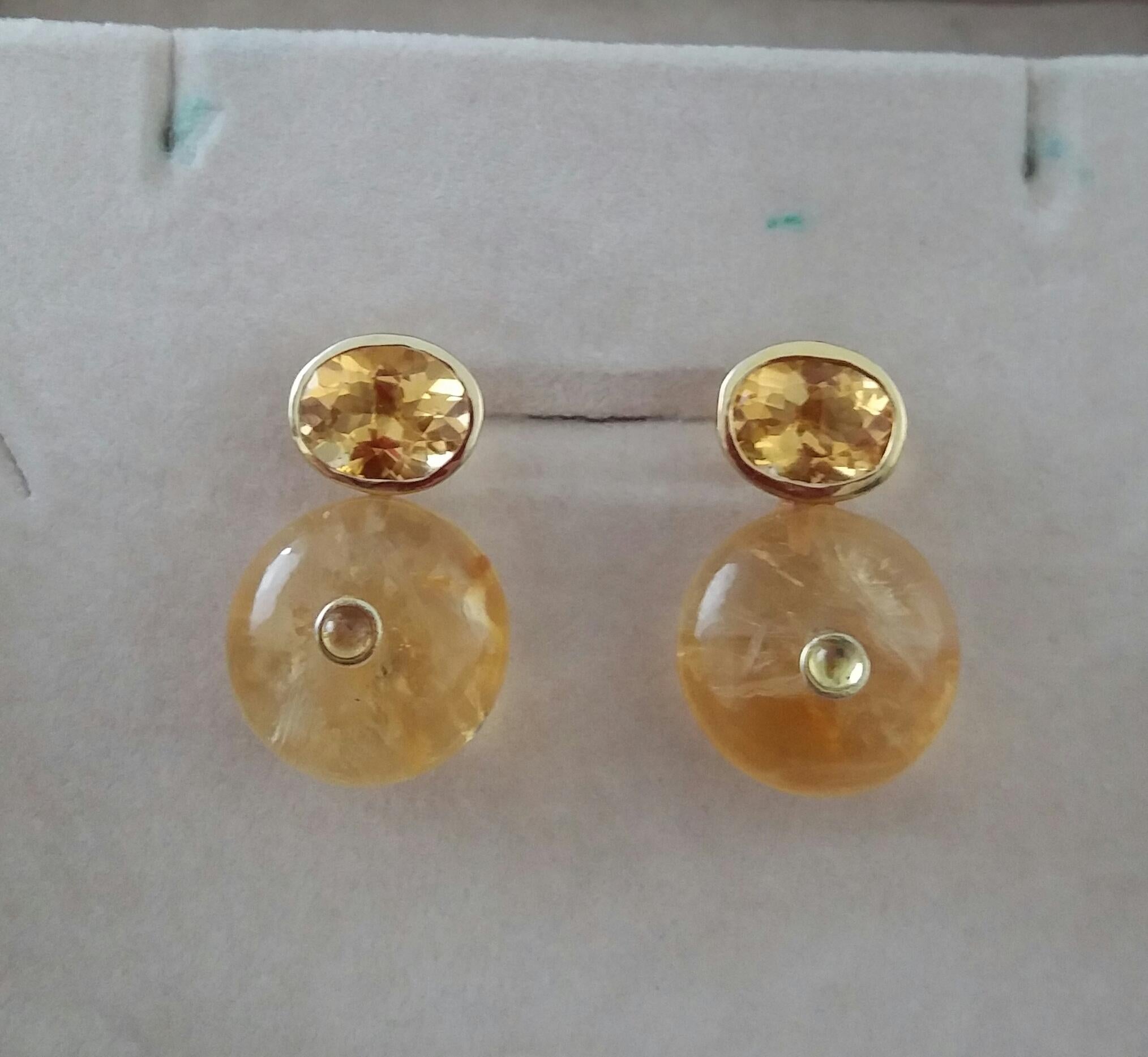 Clous d'oreilles en or 14 carats avec citrine ovale facettée et saphir jaune en forme de roue en vente 4