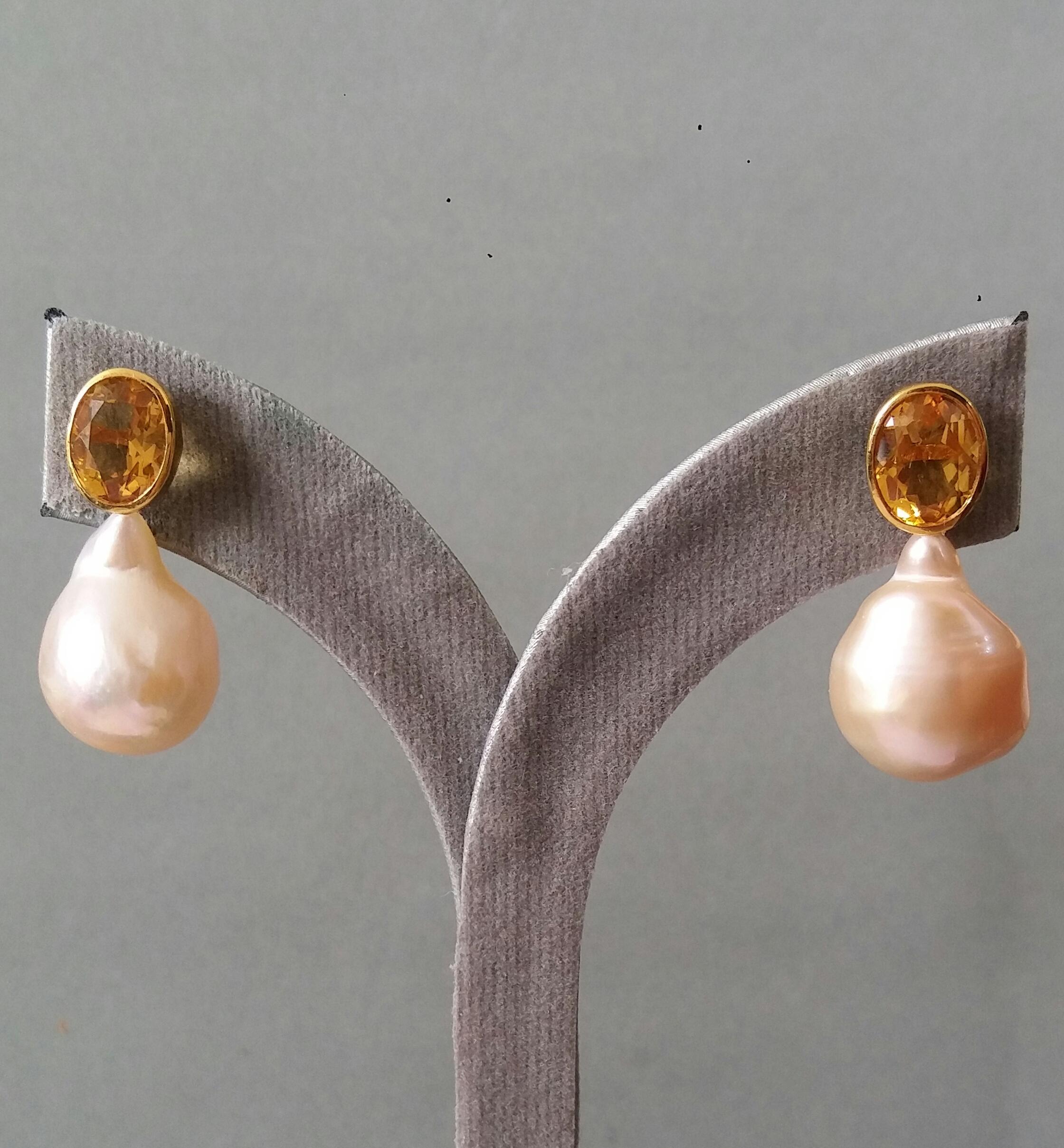 Oval Faceted Cognac Color Citrine Cream Baroque Pearl Yellow Gold Stud Earrings For Sale 1