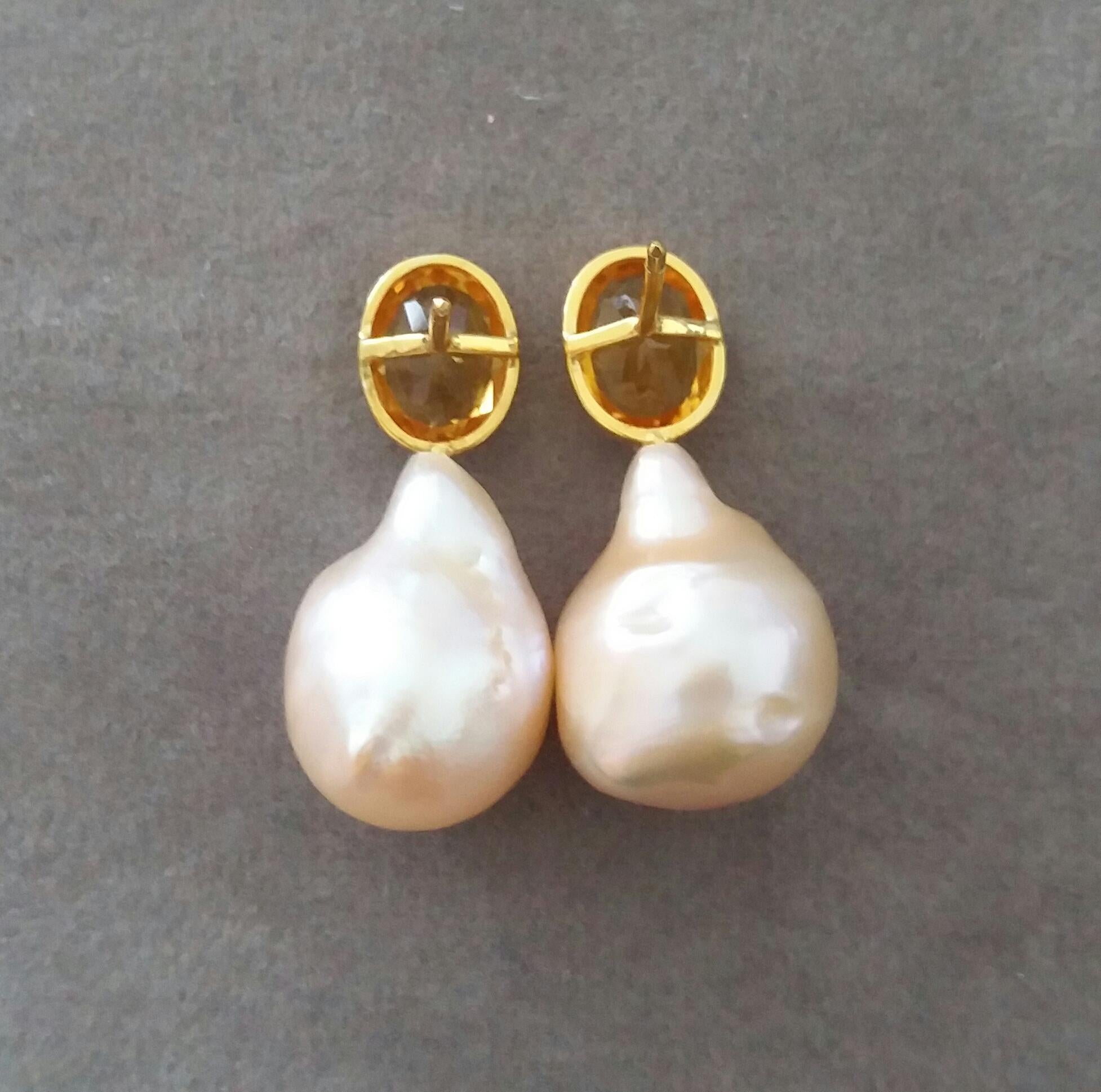 Contemporary Oval Faceted Cognac Color Citrine Cream Baroque Pearl Yellow Gold Stud Earrings For Sale