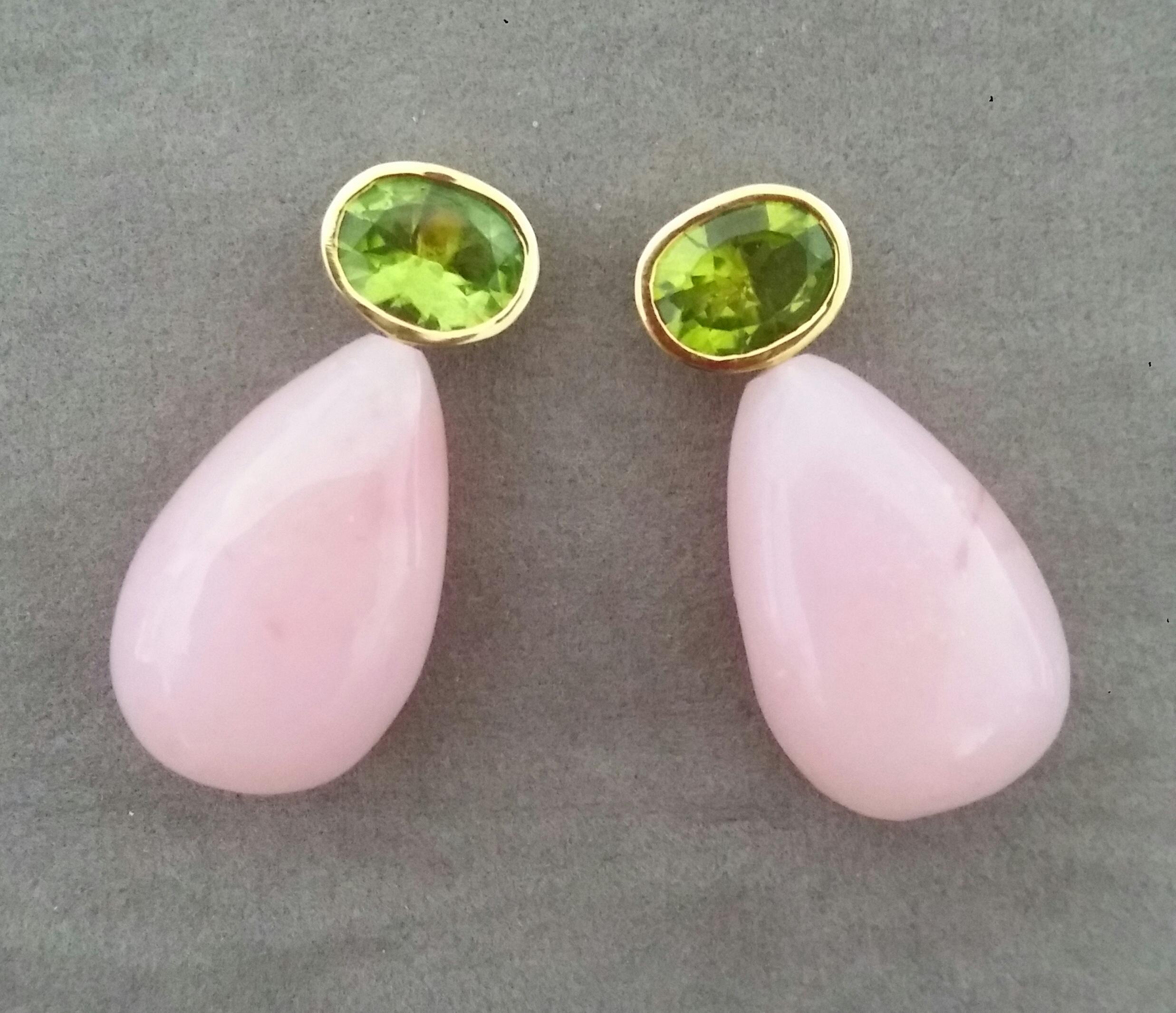 Mixed Cut Oval Faceted Peridot 14 Karat Yellow Gold Bezel Pink Opal Plain Drops Earrings For Sale