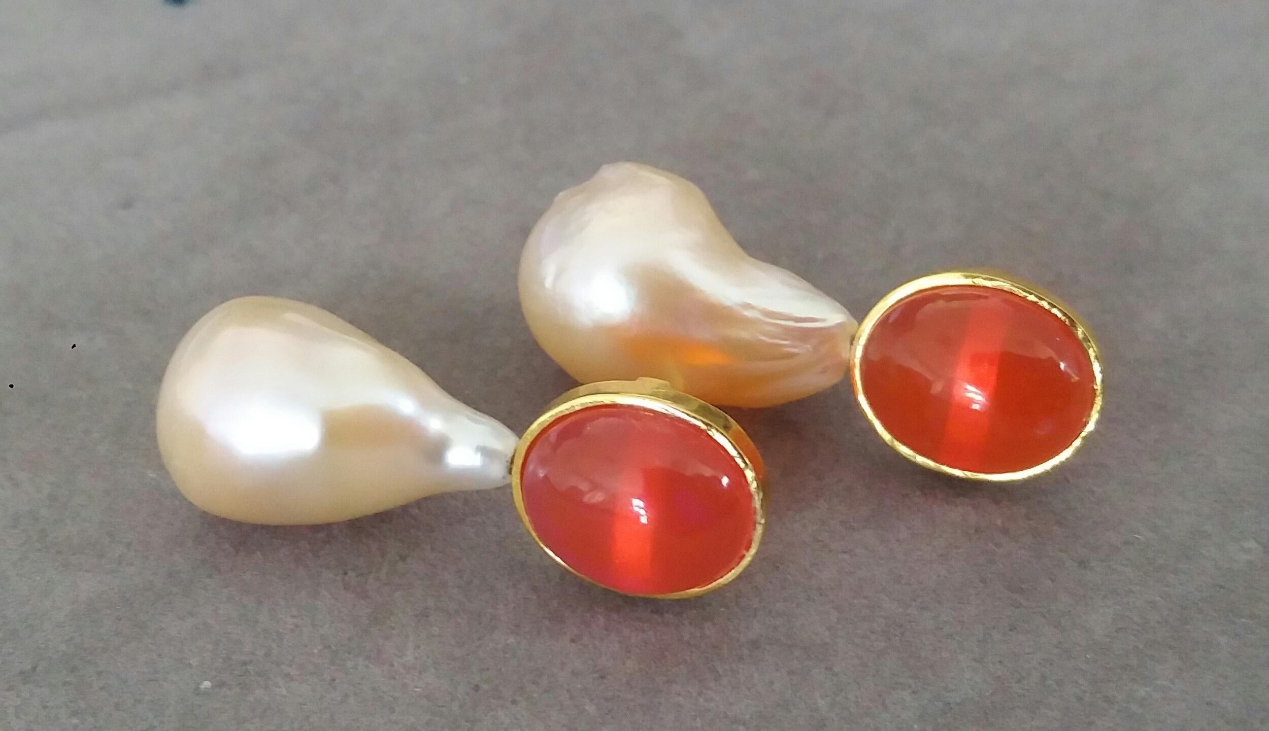 Contemporary Oval Fire Opal Cabochons Cream Color Baroque Pearls 14K Gold Bezel Stud Earrings For Sale