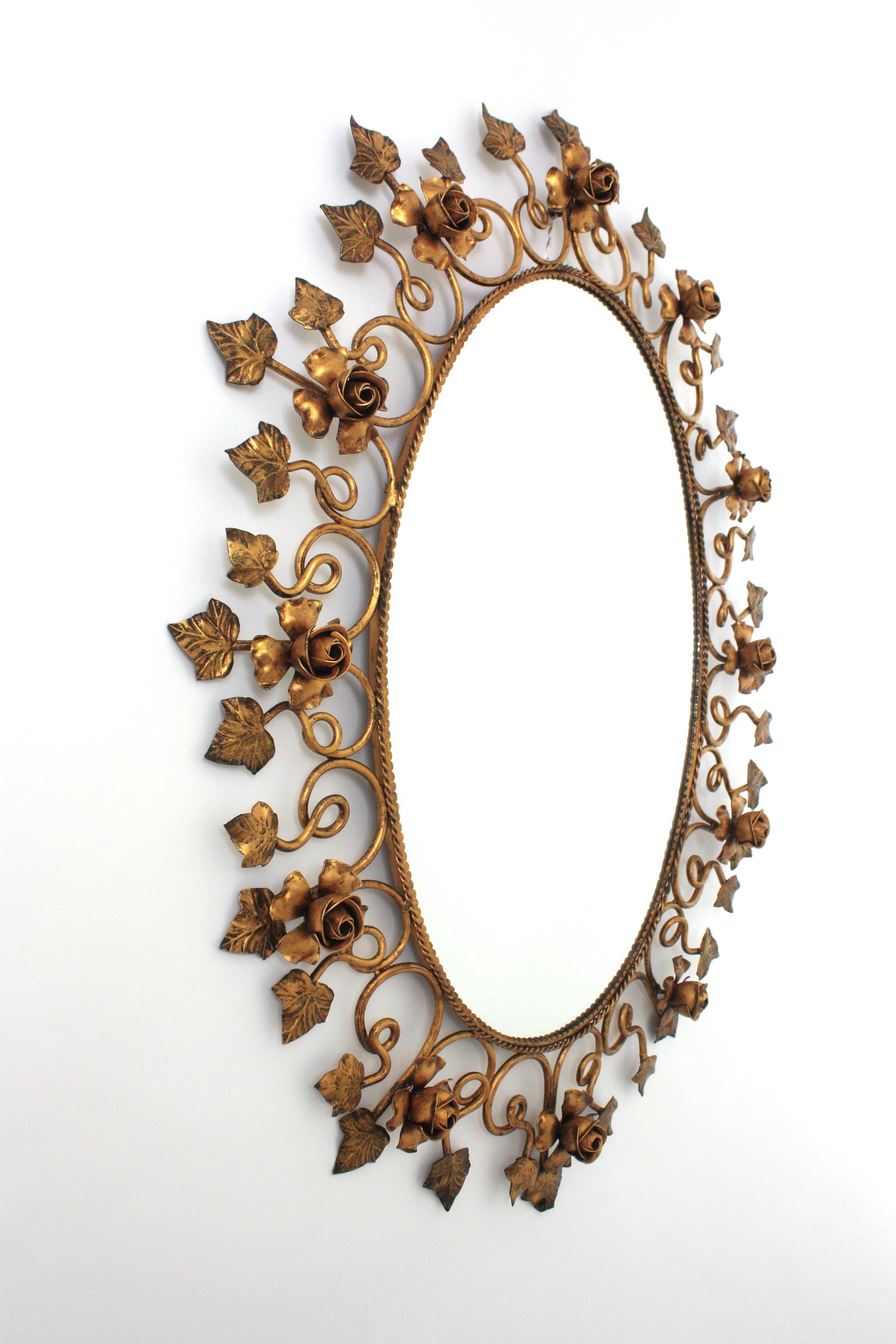 20th Century Oval Floral Foliage Large Wall Mirror in Gilt Metal, Hollywood Regency For Sale
