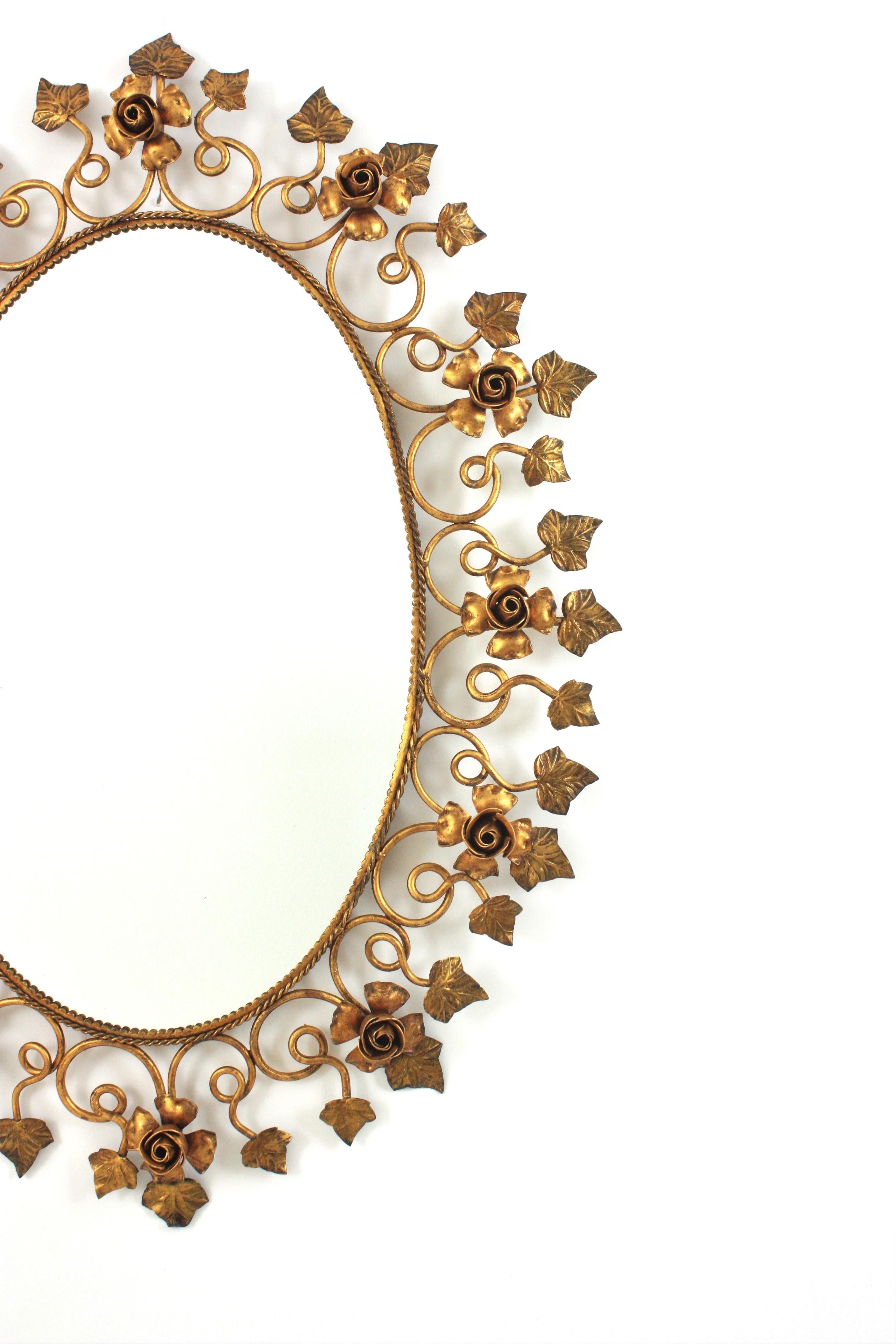Oval Floral Foliage Large Wall Mirror in Gilt Metal, Hollywood Regency For Sale 2